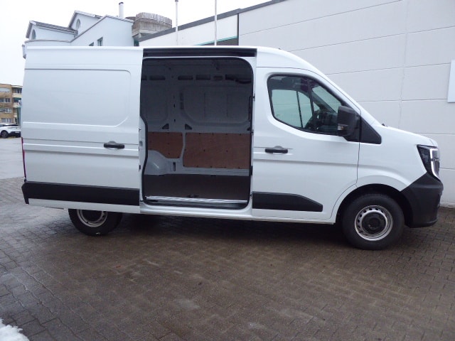 RENAULT Master T35 2.0 Blue dCi 130 L2H2 Advance-image-8