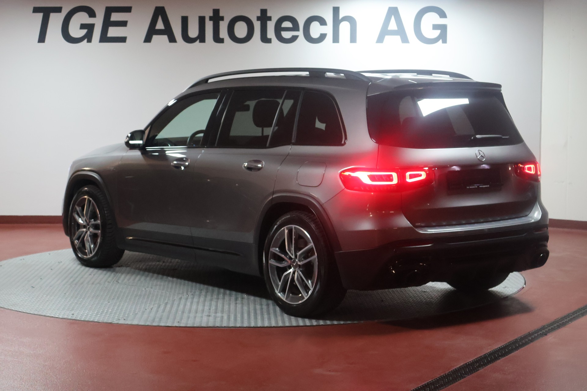 MERCEDES-BENZ GLB 35 AMG 4Matic 8G-Tronic-image-16