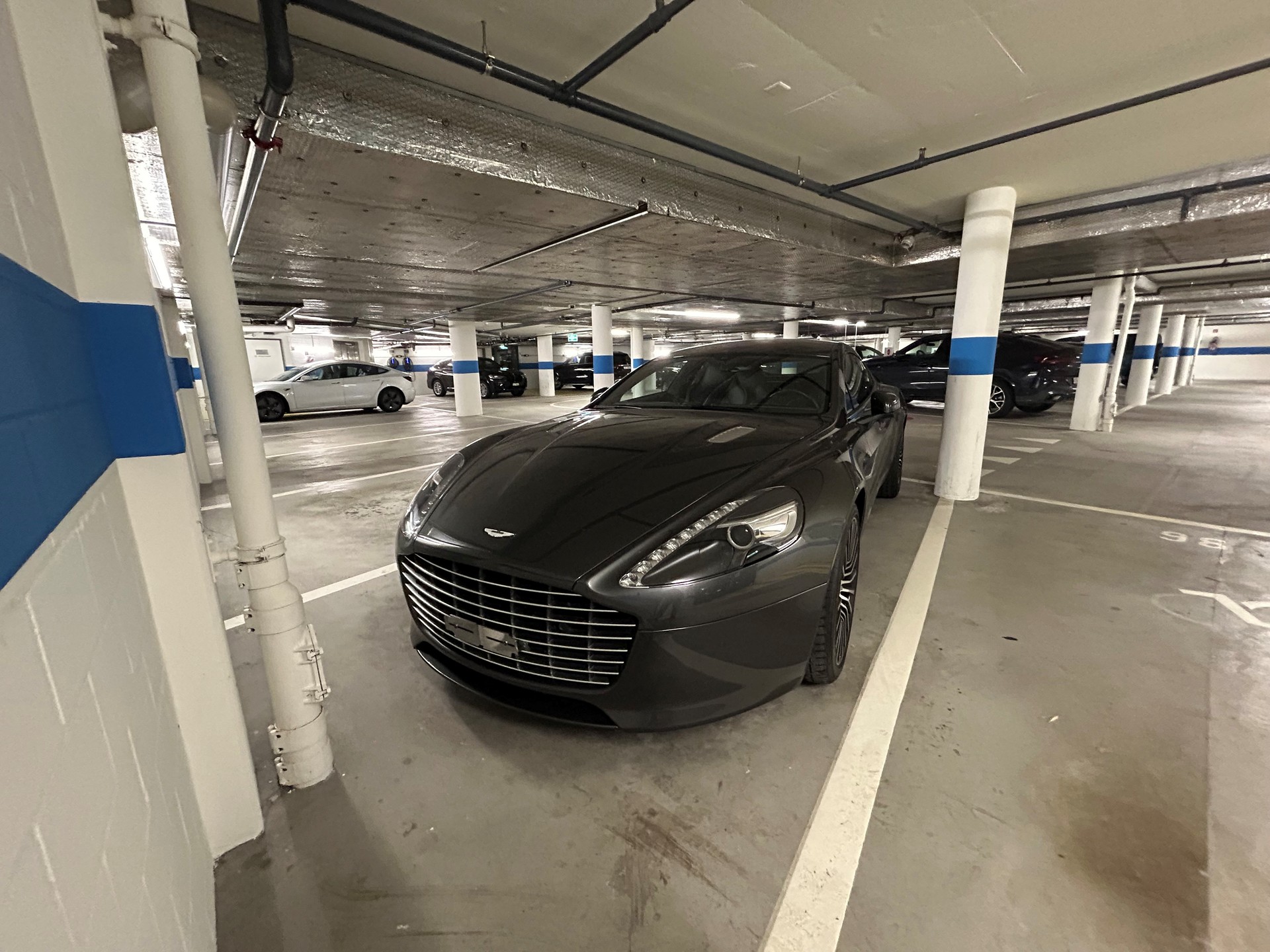 ASTON MARTIN Rapide S 5.9 V12 Touchtronic 3-image-8