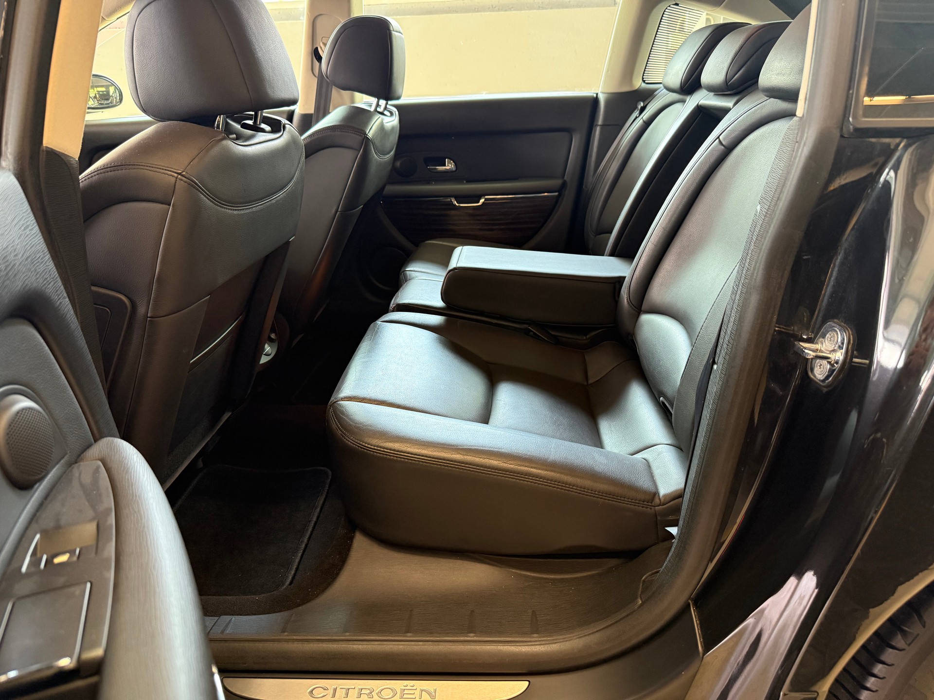 CITROEN C6 Sedan 3.0i V6 Exclusive Automatic-image-11