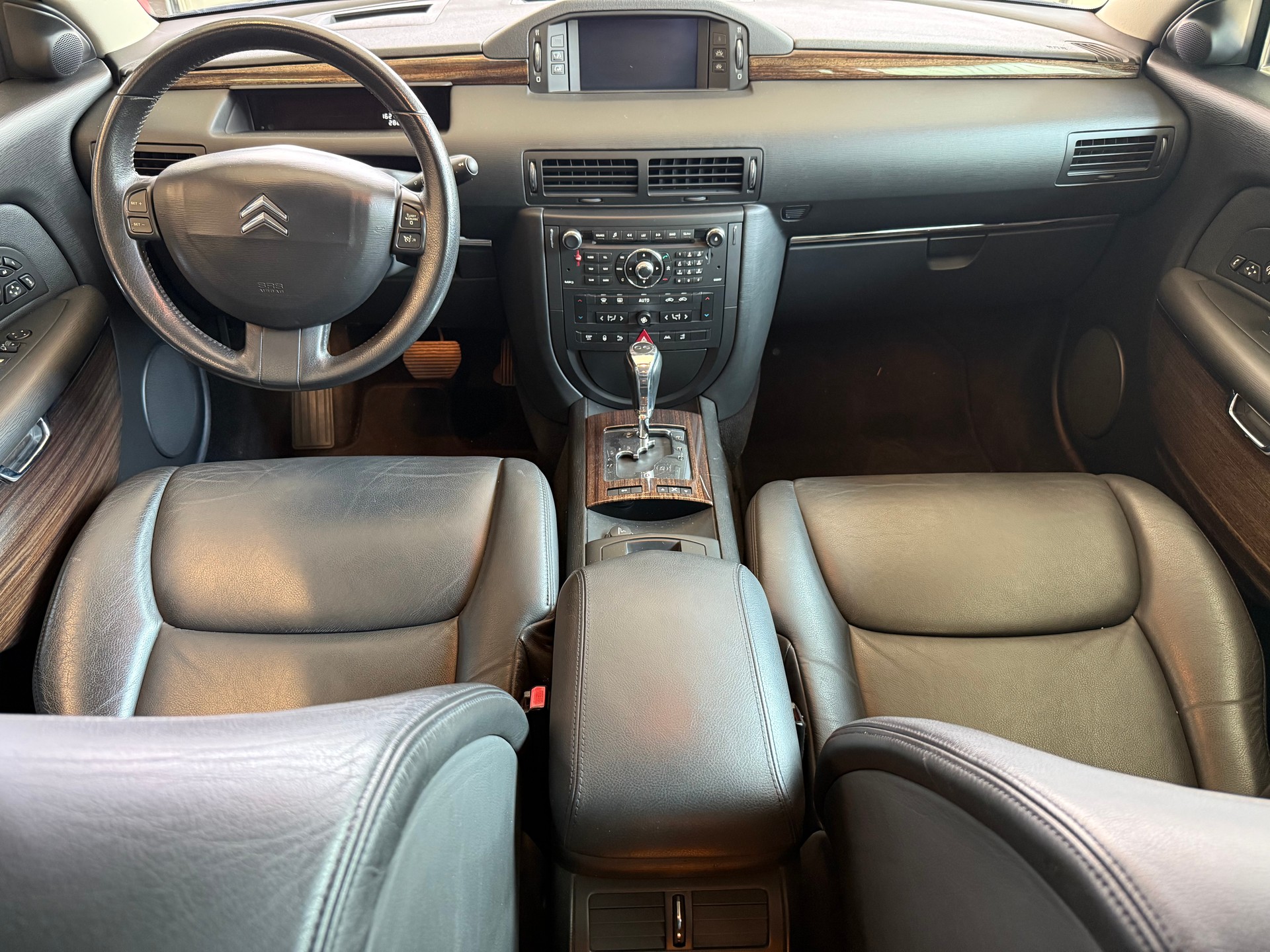 CITROEN C6 Sedan 3.0i V6 Exclusive Automatic-image-10