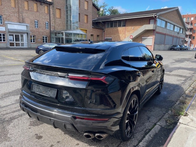 LAMBORGHINI Urus E-Gear-image-6