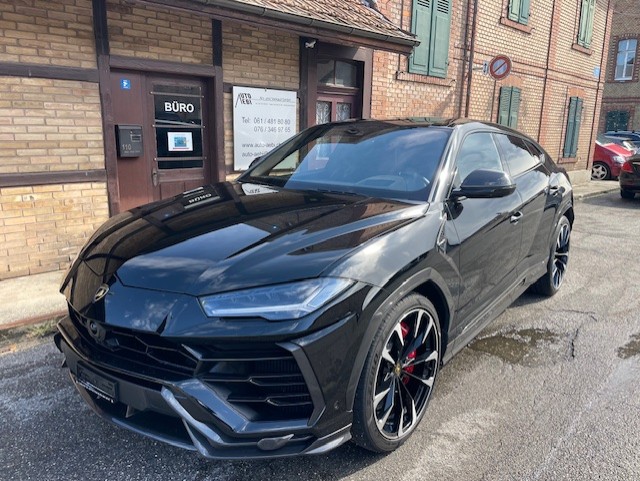 LAMBORGHINI Urus E-Gear