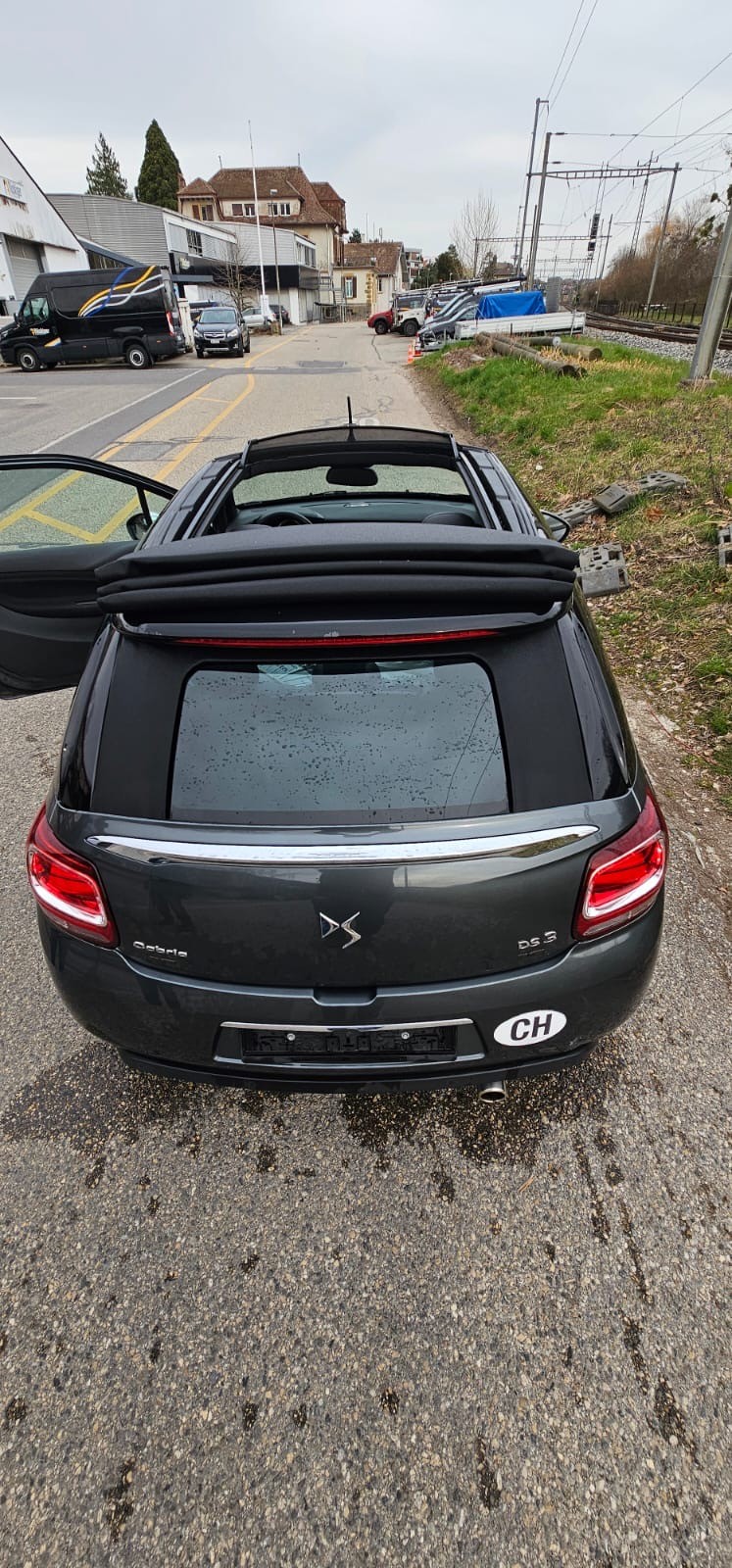DS AUTOMOBILES DS3 Cabrio 1.2 VTi Chic-image-2