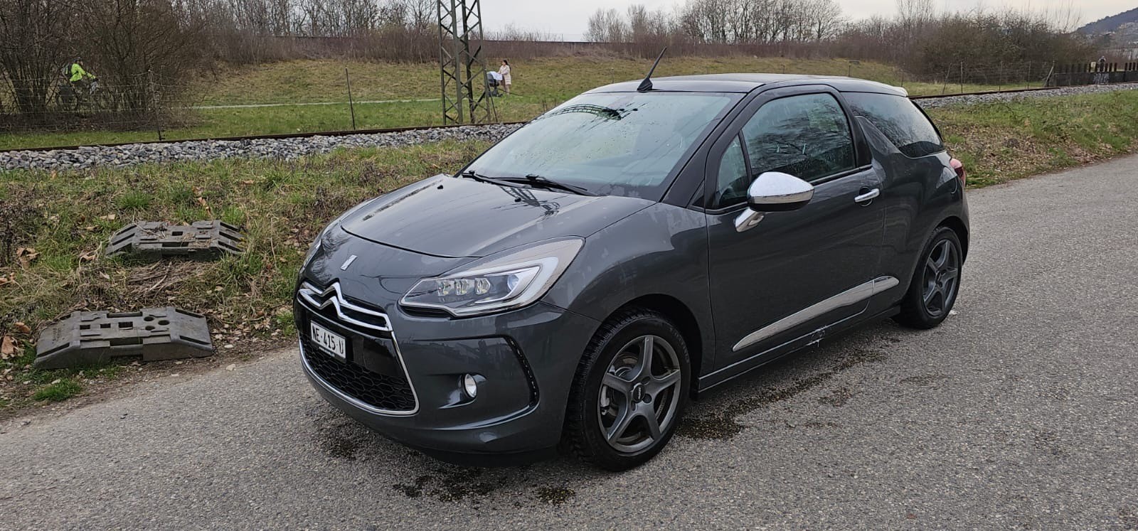 DS AUTOMOBILES DS3 Cabrio 1.2 VTi Chic-image-6