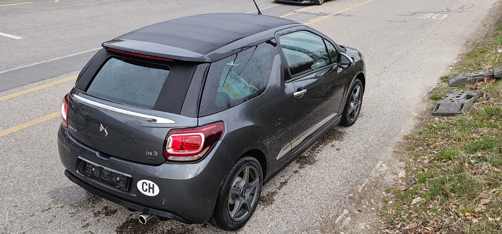 DS AUTOMOBILES DS3 Cabrio 1.2 VTi Chic-image-4