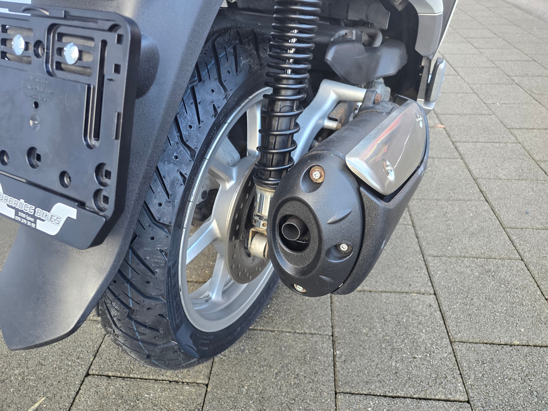 HONDA SH 300 iR ABS Sporty-image-4