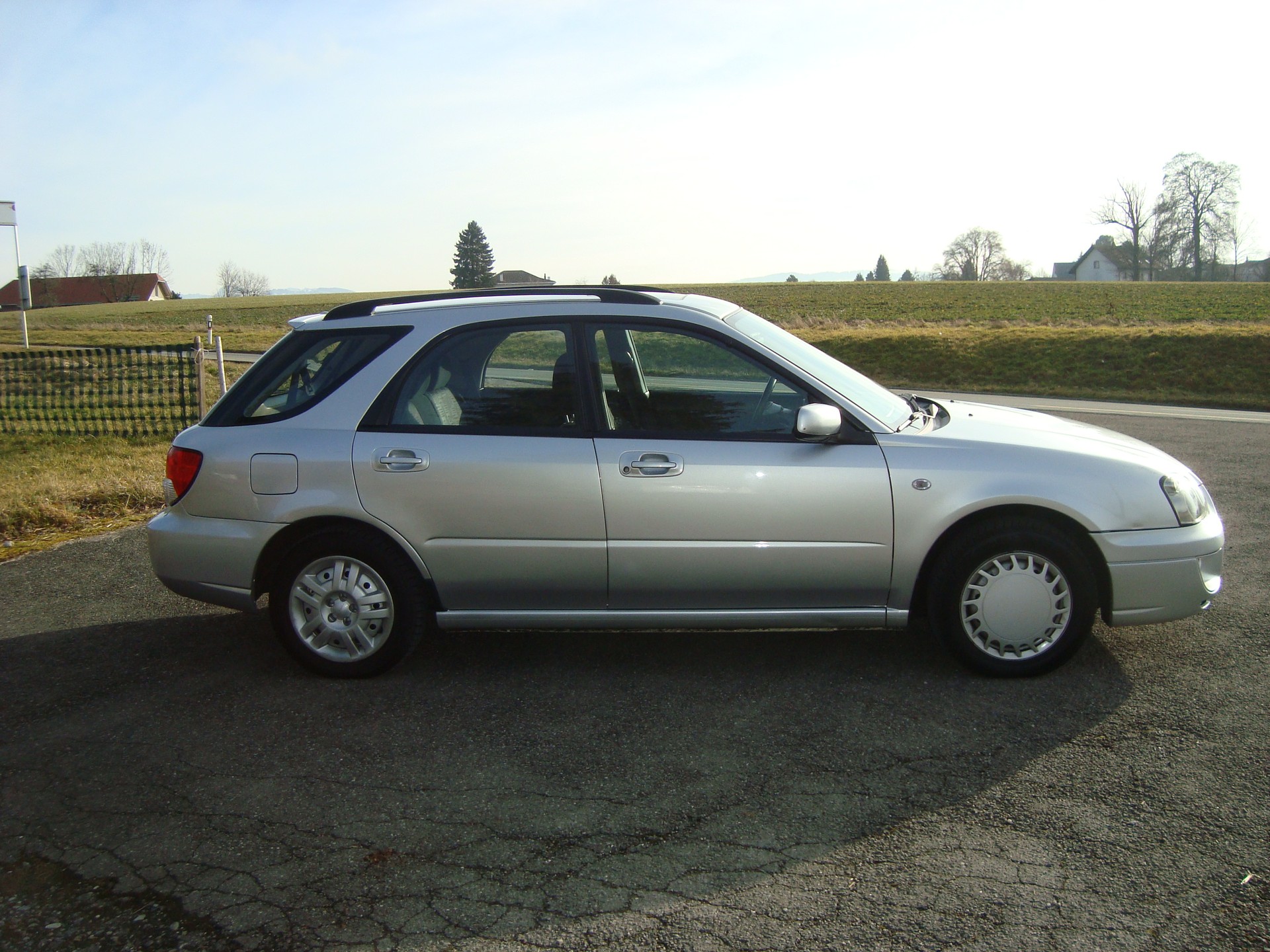 SUBARU IMPREZA-image-5