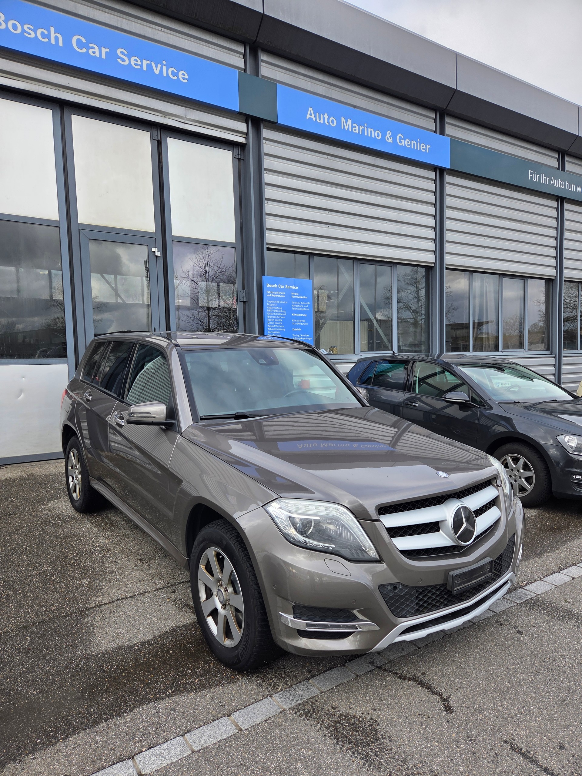 MERCEDES-BENZ GLK 220 BlueTEC Swiss Star Ed. 4Matic 7G-Tronic-image-1