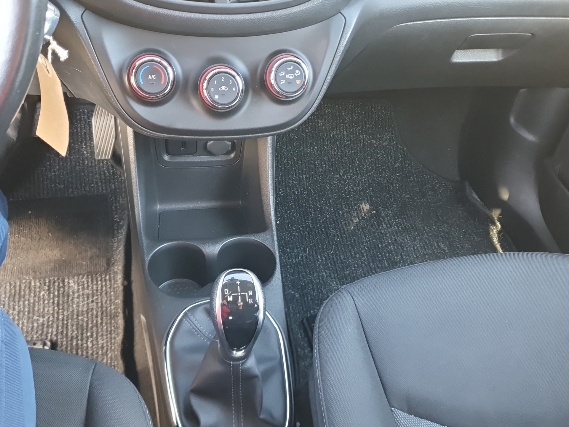 OPEL Karl 1.0 EcoFLEX Rocks Easytronic-image-13