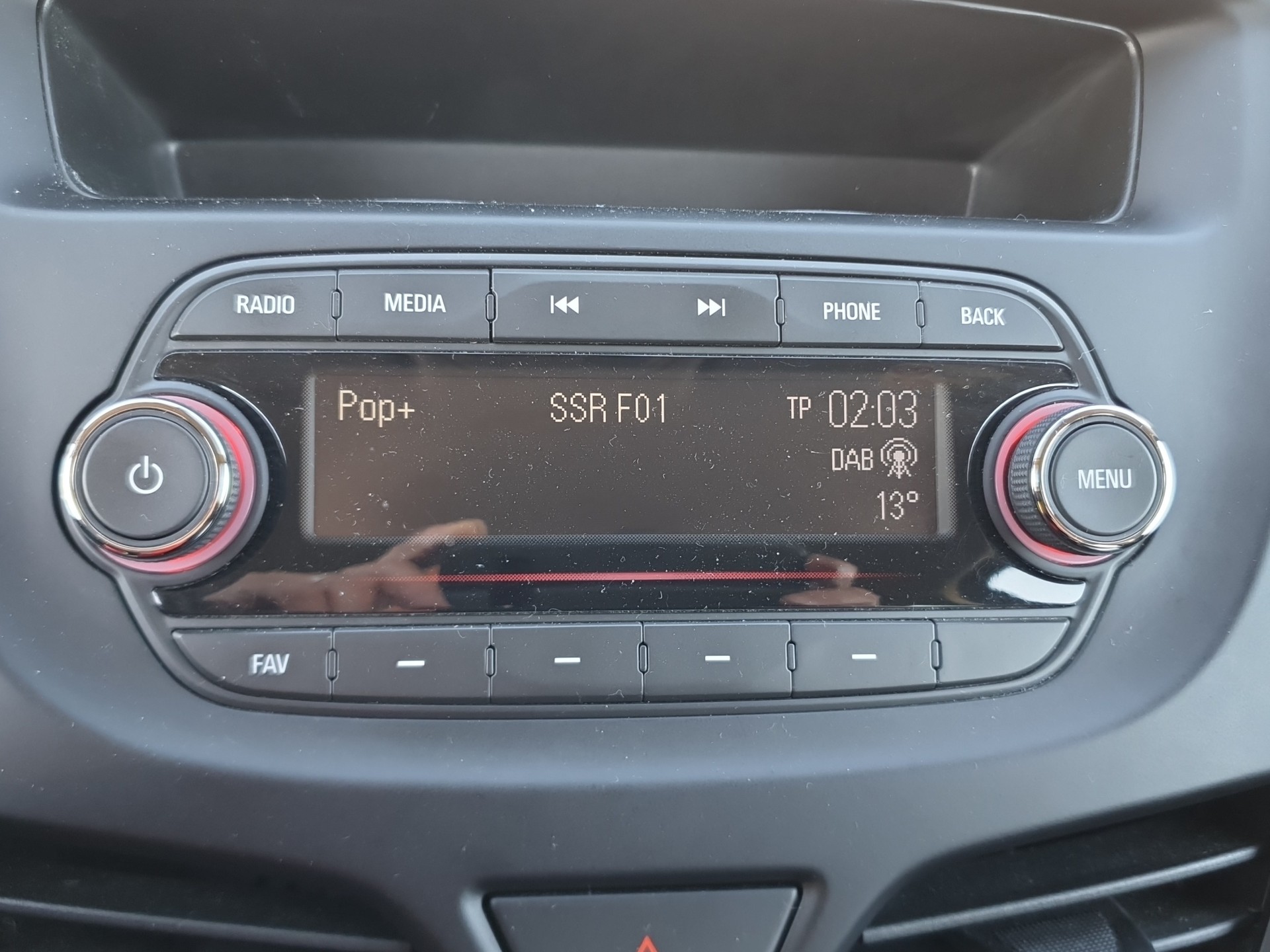 OPEL Karl 1.0 EcoFLEX Rocks Easytronic-image-11