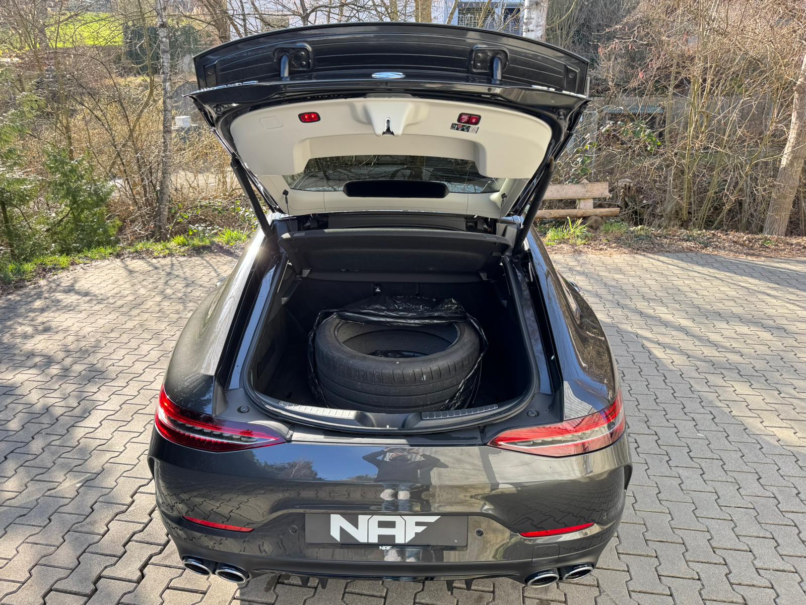 MERCEDES-BENZ AMG GT 4 43 4Matic+ Speedshift TCT *Facelift*-image-14