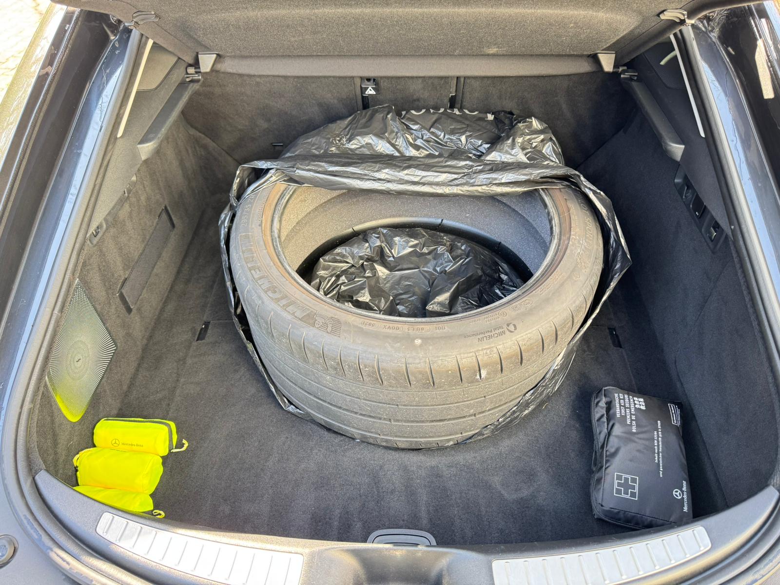 MERCEDES-BENZ AMG GT 4 43 4Matic+ Speedshift TCT *Facelift*-image-15