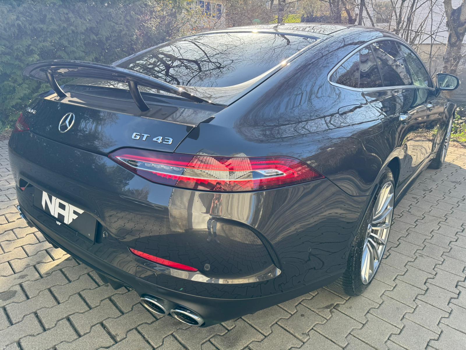 MERCEDES-BENZ AMG GT 4 43 4Matic+ Speedshift TCT *Facelift*-image-4