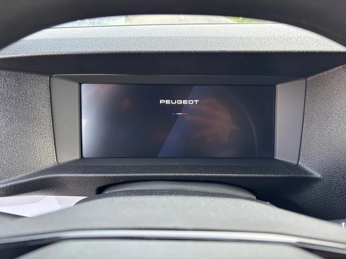 PEUGEOT Expert 2.2 BlueHDi 150 S&S Long EAT8-image-13