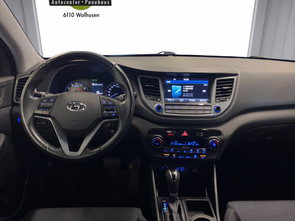 HYUNDAI Tucson 1.6 T-GDi Plena 4WD-image-4