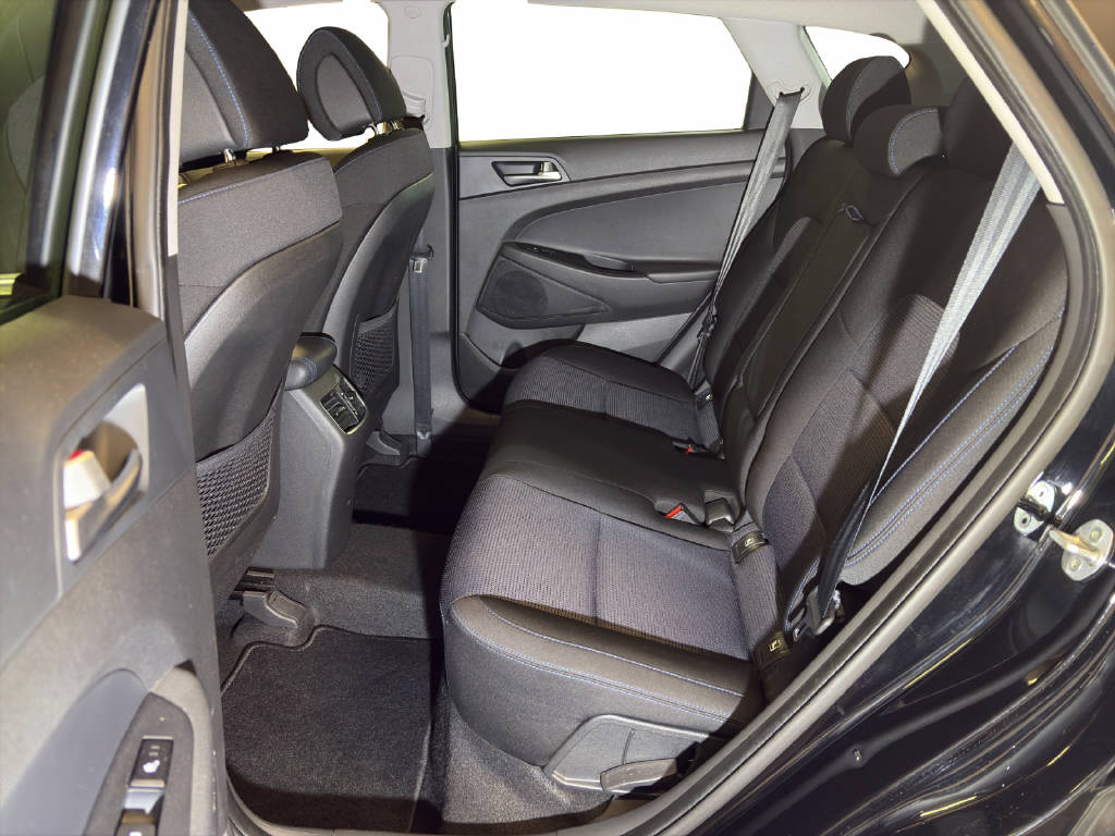 HYUNDAI Tucson 1.6 T-GDi Plena 4WD-image-11