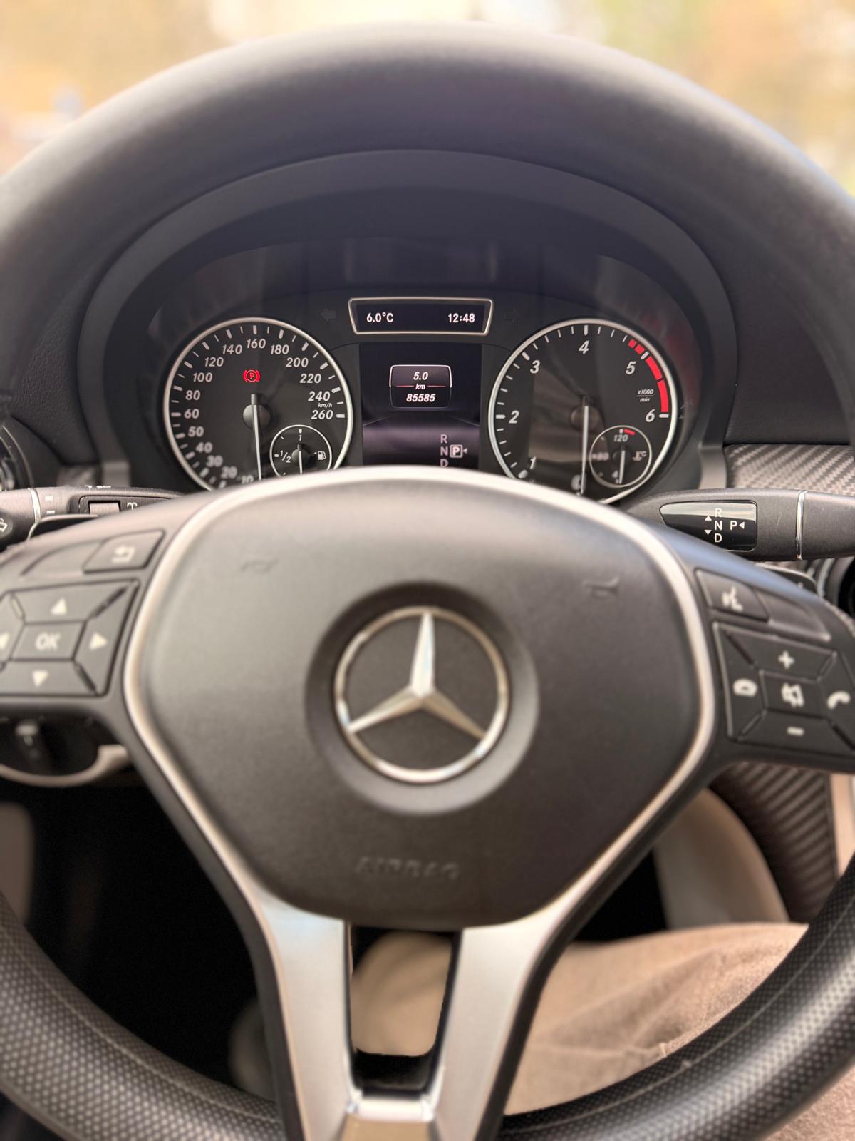 MERCEDES-BENZ GLA 200 CDI 4Matic 7G-DCT-image-5