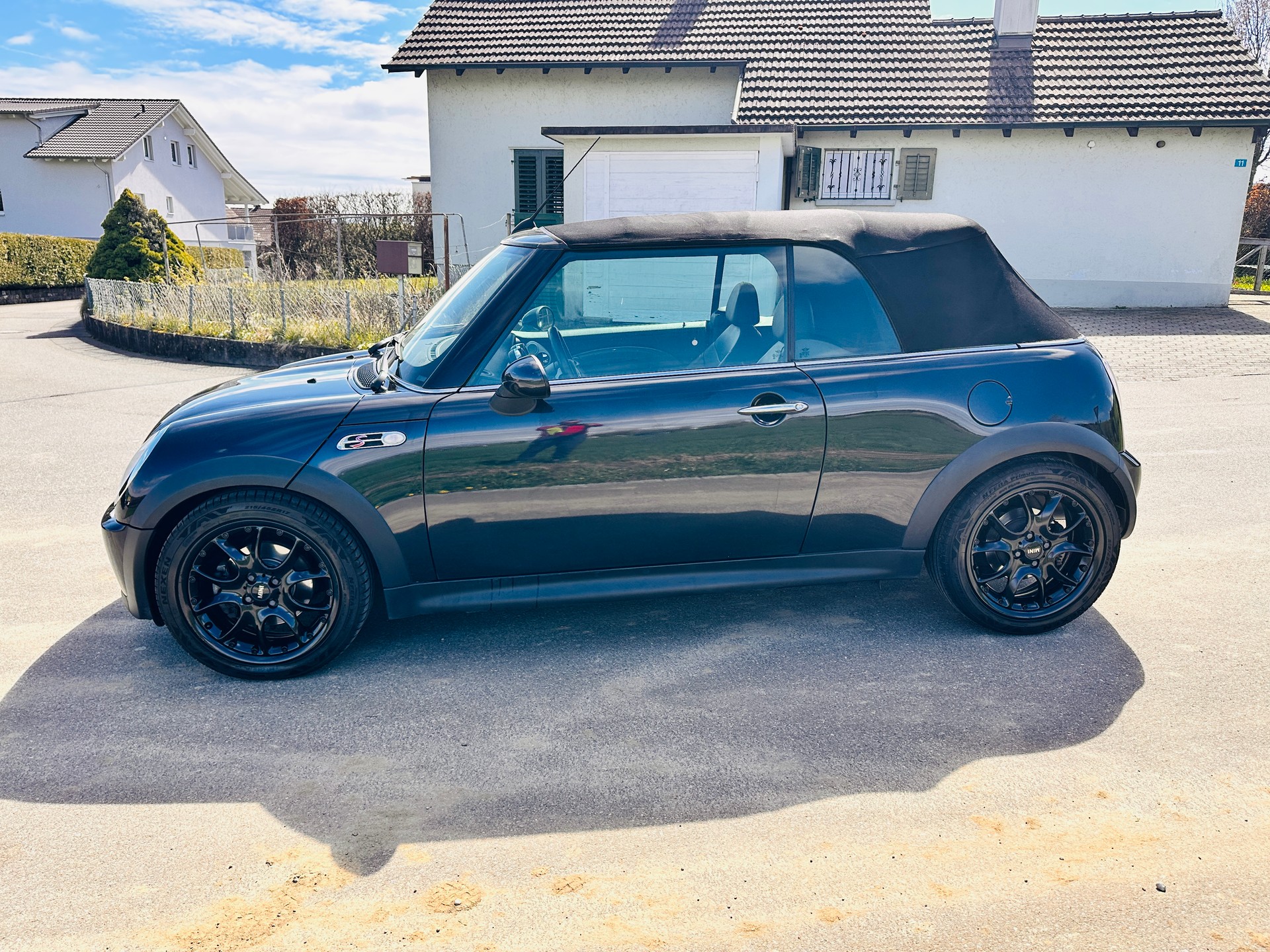 MINI Cooper S Cabriolet-image-7