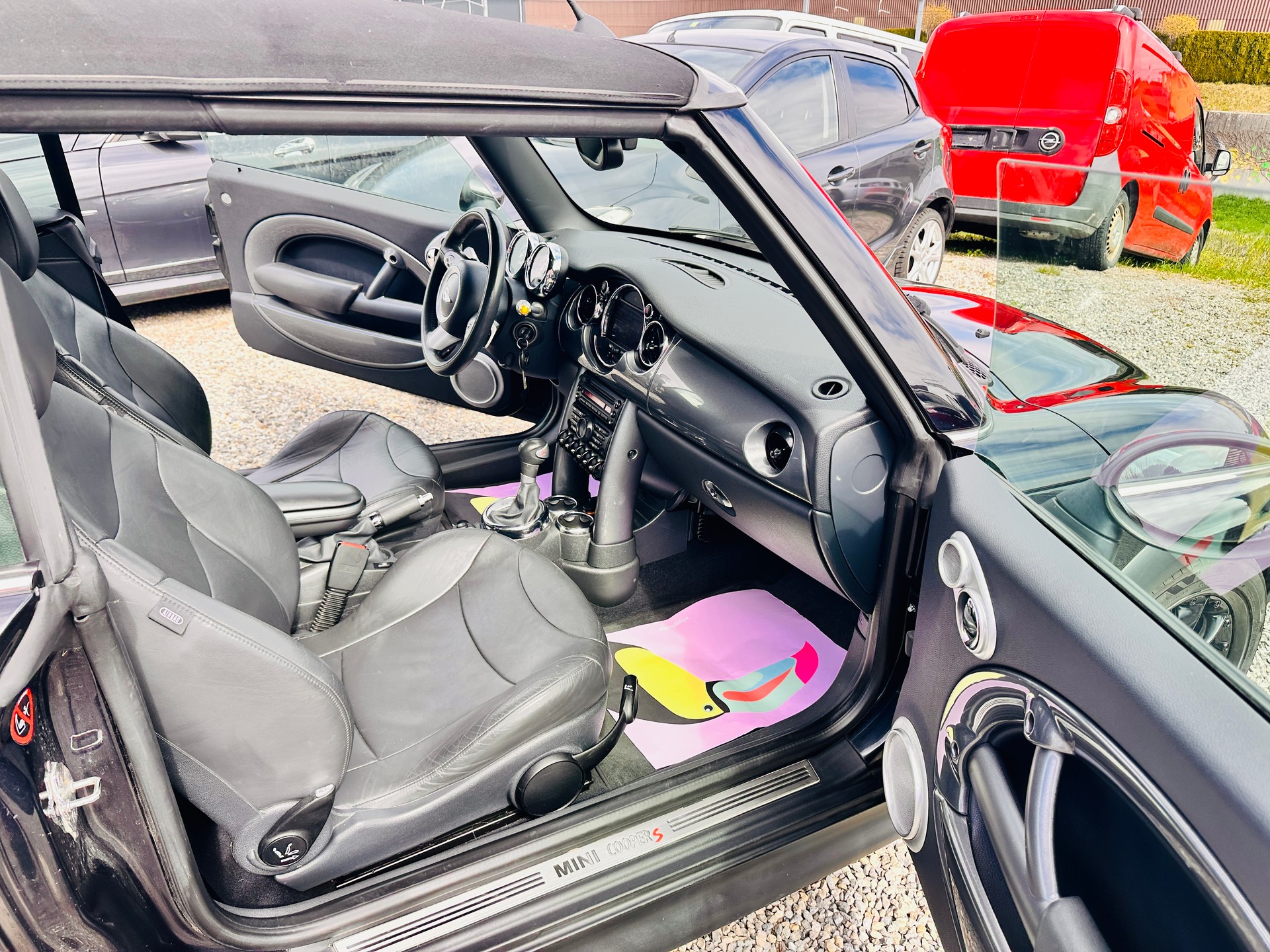 MINI Cooper S Cabriolet-image-17