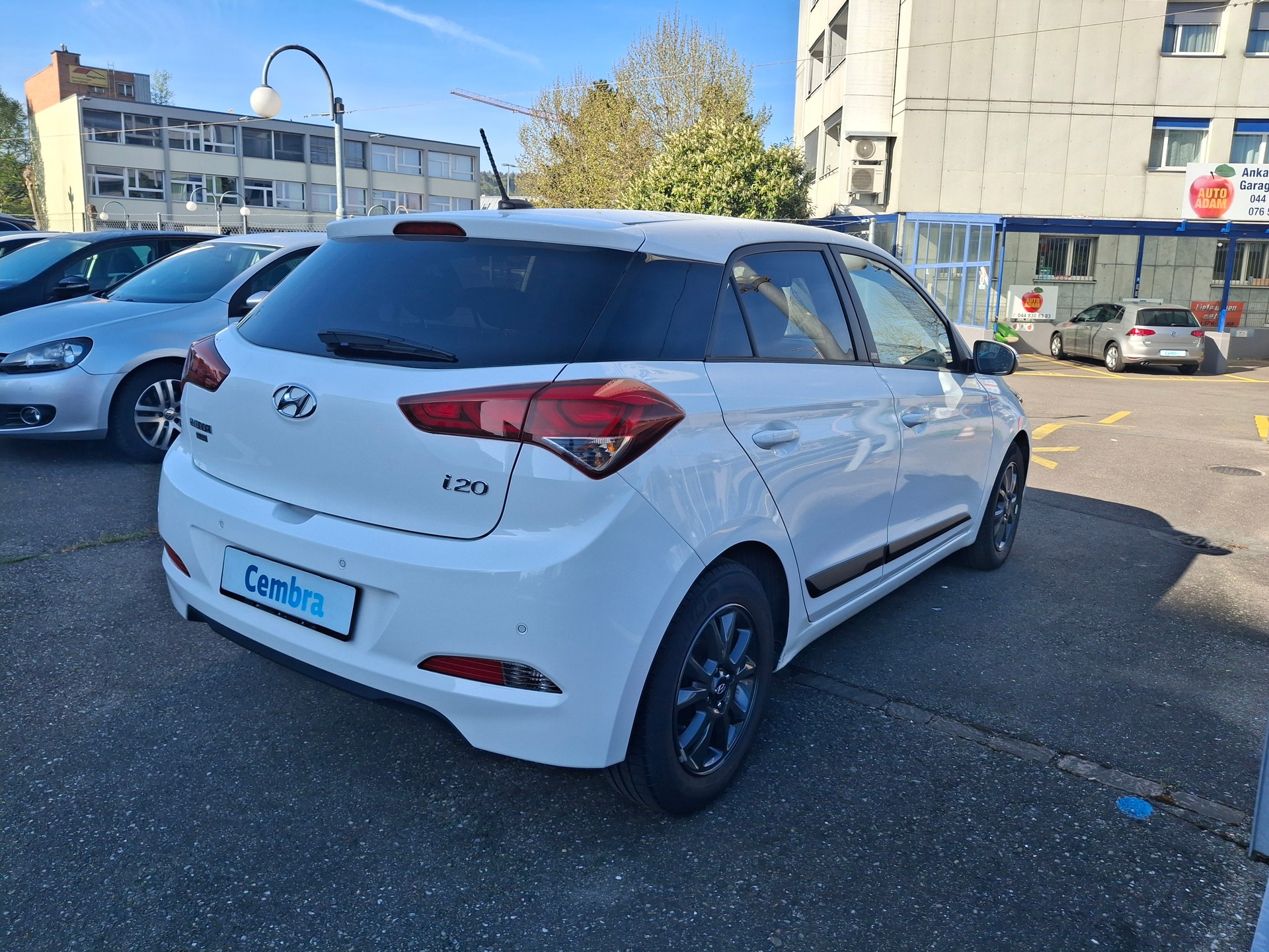 HYUNDAI i20 1.0 T-GDi Amplia-image-11