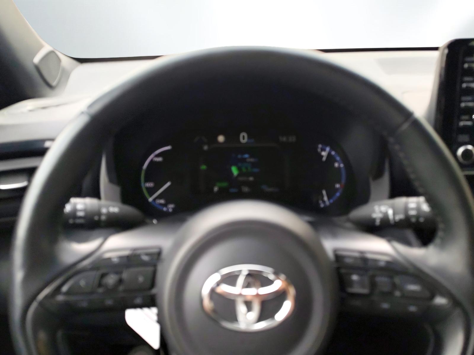 TOYOTA Yaris Cross 1.5 VVT-i HSD Trend AWD-i-image-11