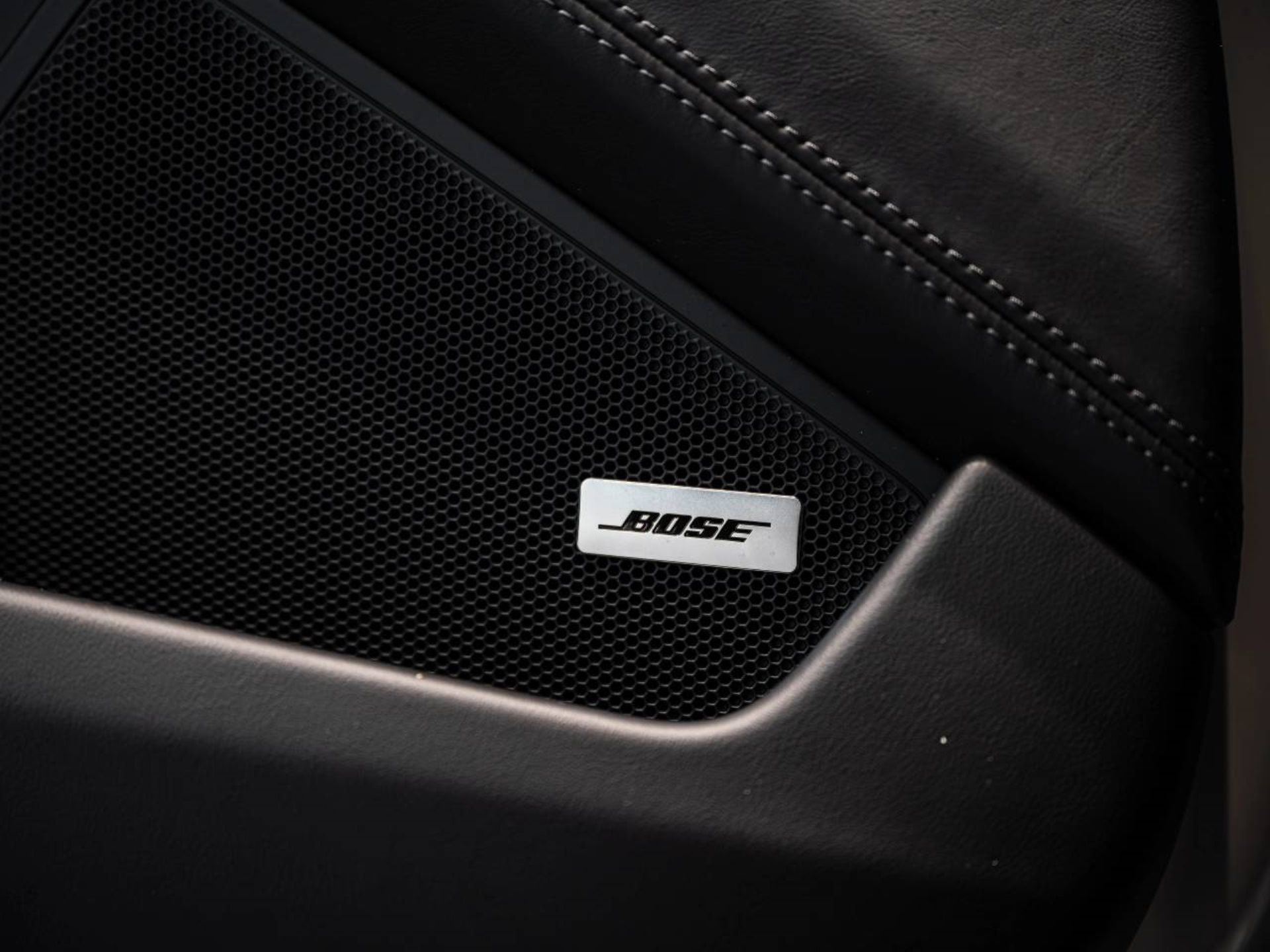PORSCHE 911 Carrera S-image-30