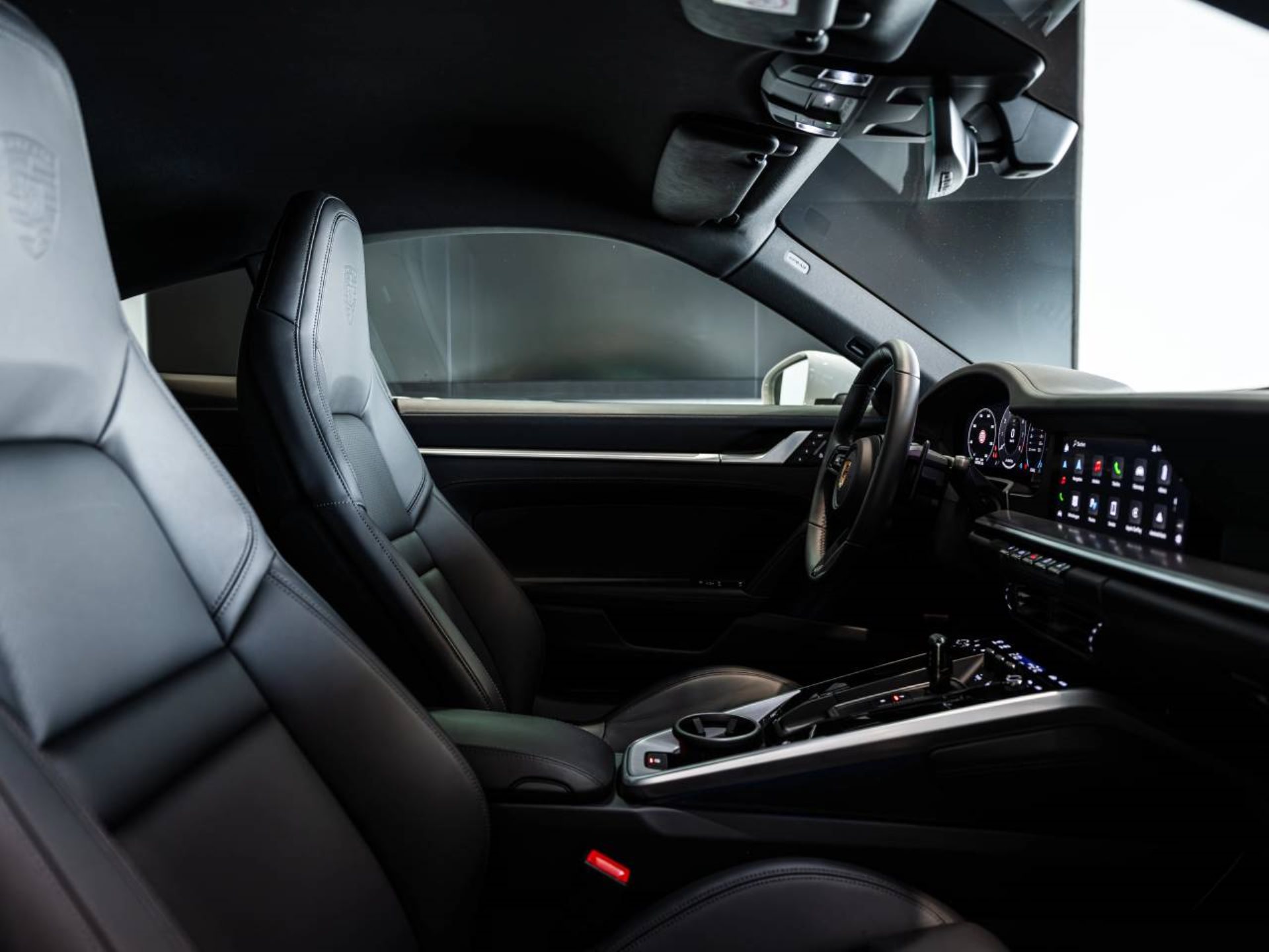 PORSCHE 911 Carrera S-image-15