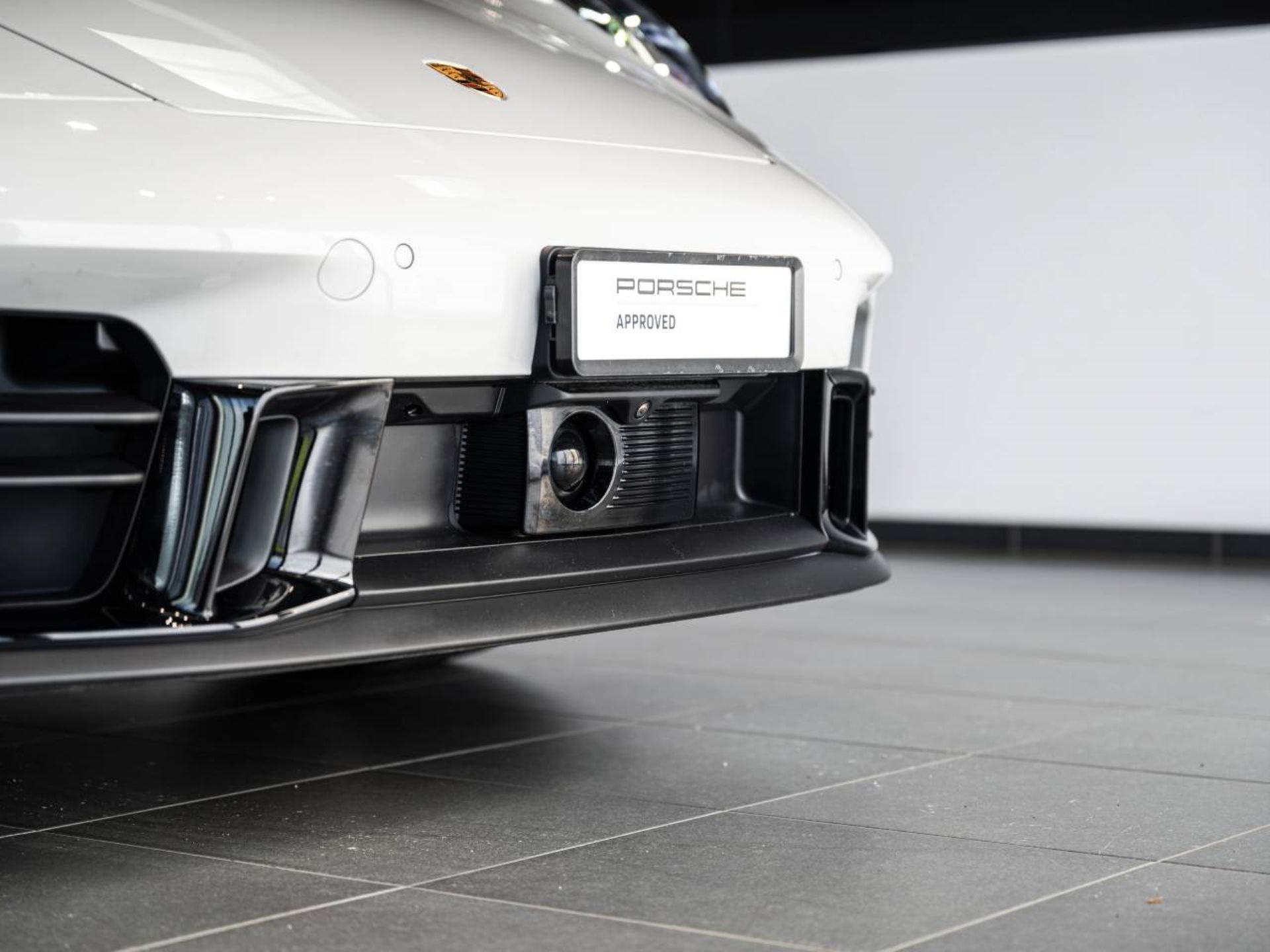 PORSCHE 911 Carrera S-image-22