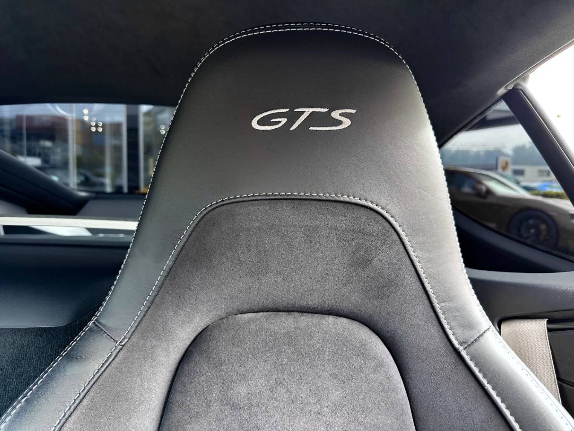 PORSCHE 718 Cayman GTS-image-26