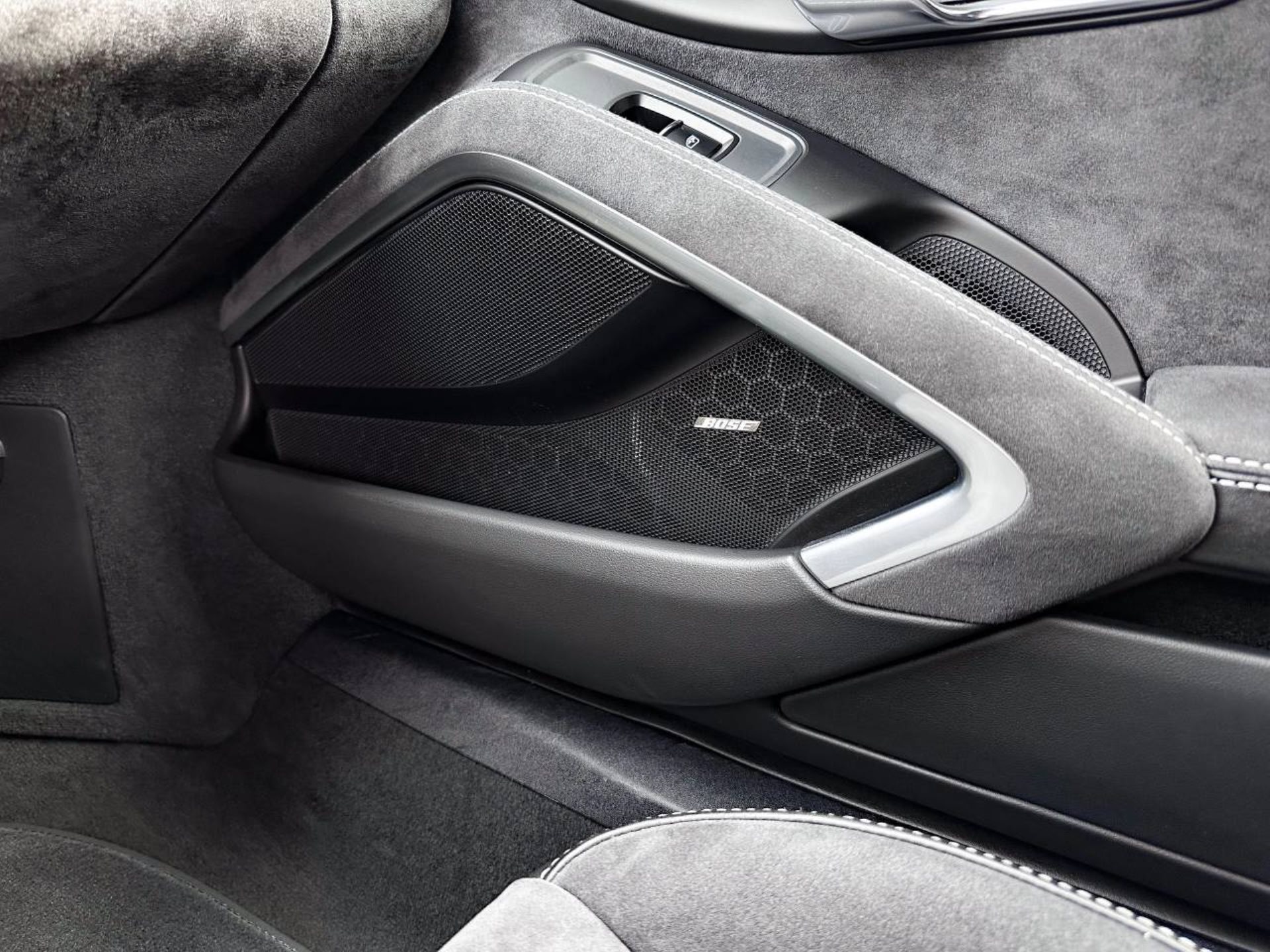 PORSCHE 718 Cayman GTS-image-27