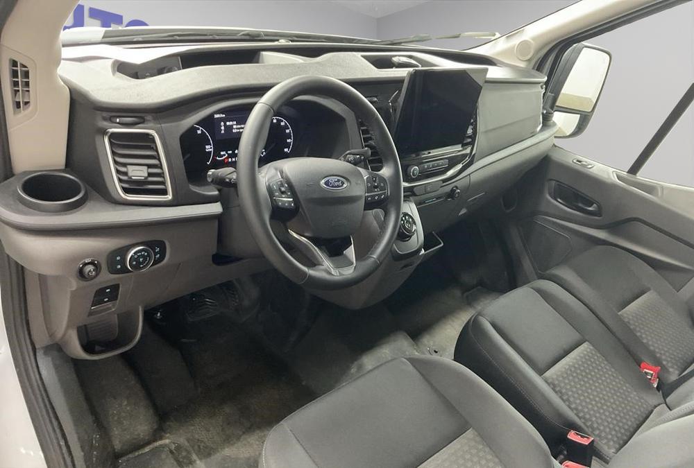 FORD E-Transit Van 350 L2 Trend RWD 68kWh-image-11