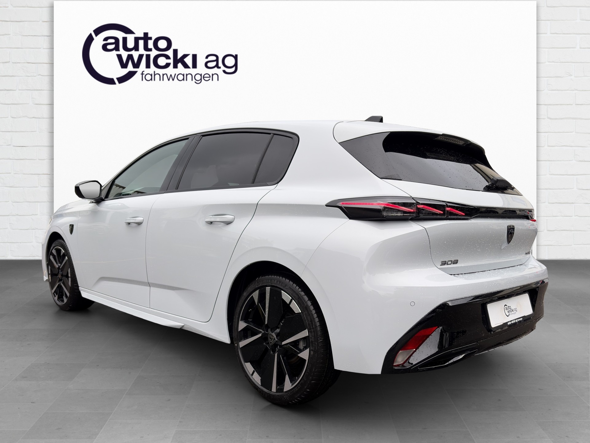 PEUGEOT 308 1.2 HEV GT-showroom-element-1
