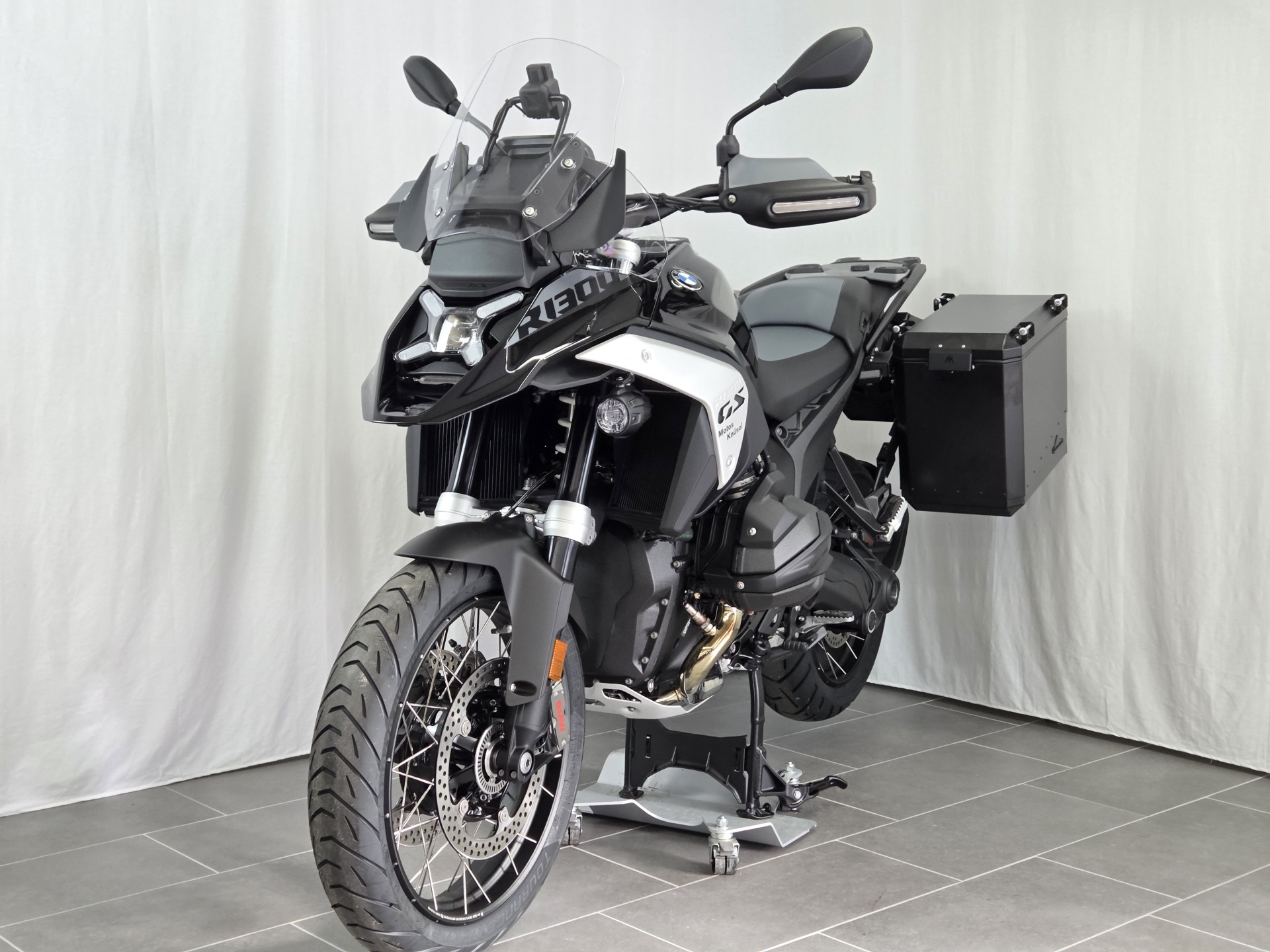 BMW R 1300 GS ASA Boxer-Prämie CHF -1'500 für Verträge bis 30.09.26-showroom-element-2