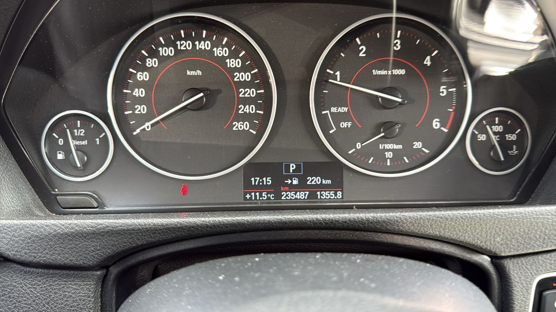 BMW 320d xDrive Touring Sport Line Steptronic-image-18