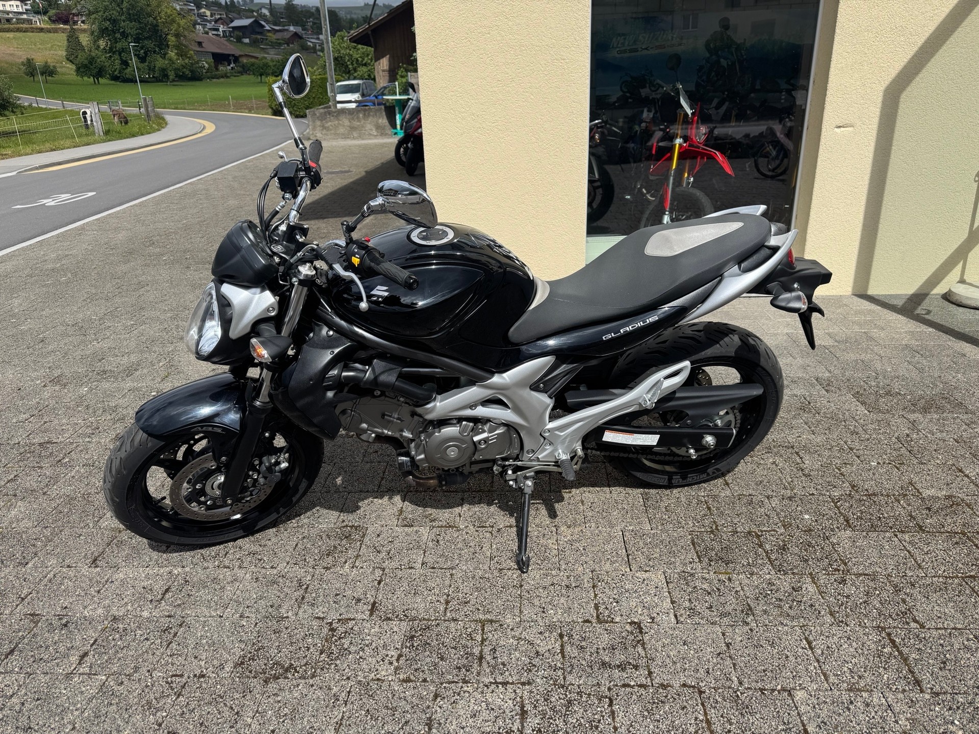 SUZUKI SFV 650 Gladius ABS-image-0