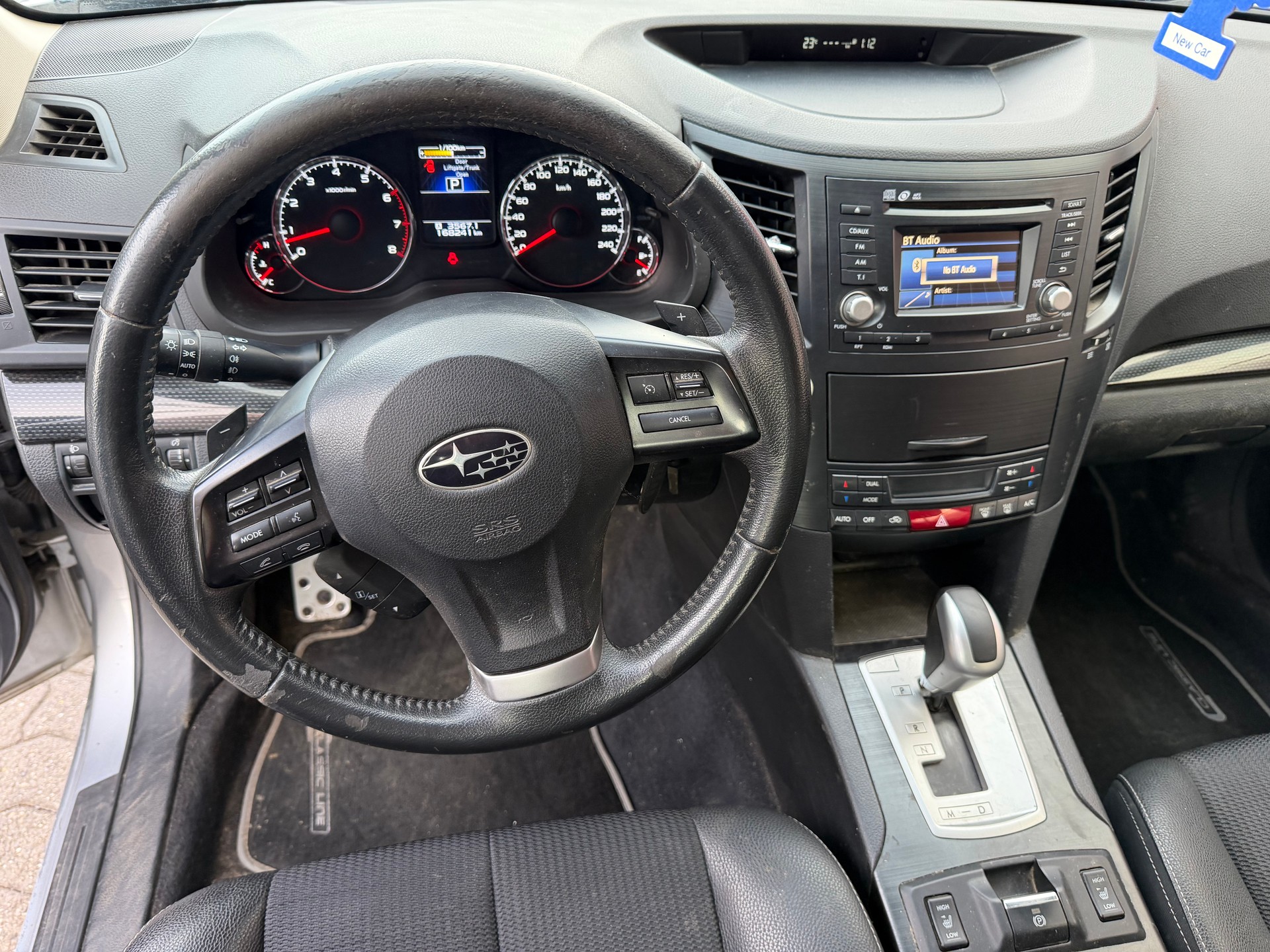 SUBARU Outback 2.5i Limited AWD Lineartronic-image-9