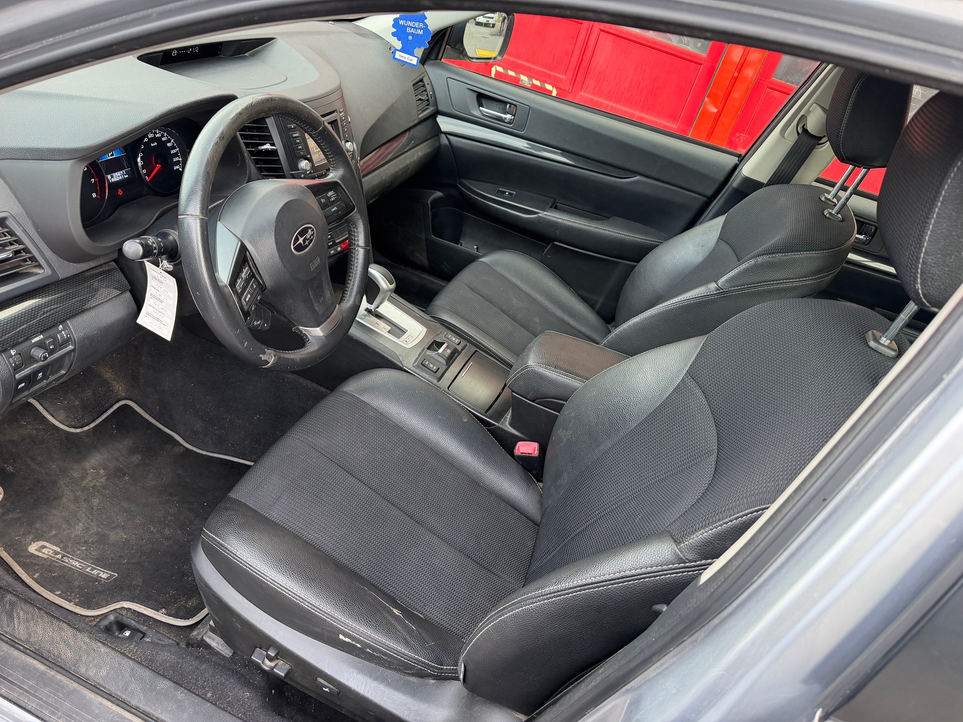 SUBARU Outback 2.5i Limited AWD Lineartronic-image-8