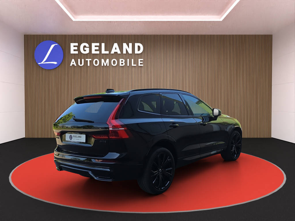 VOLVO XC60 2.0 B5 MH Black Edition AWD-showroom-element-3