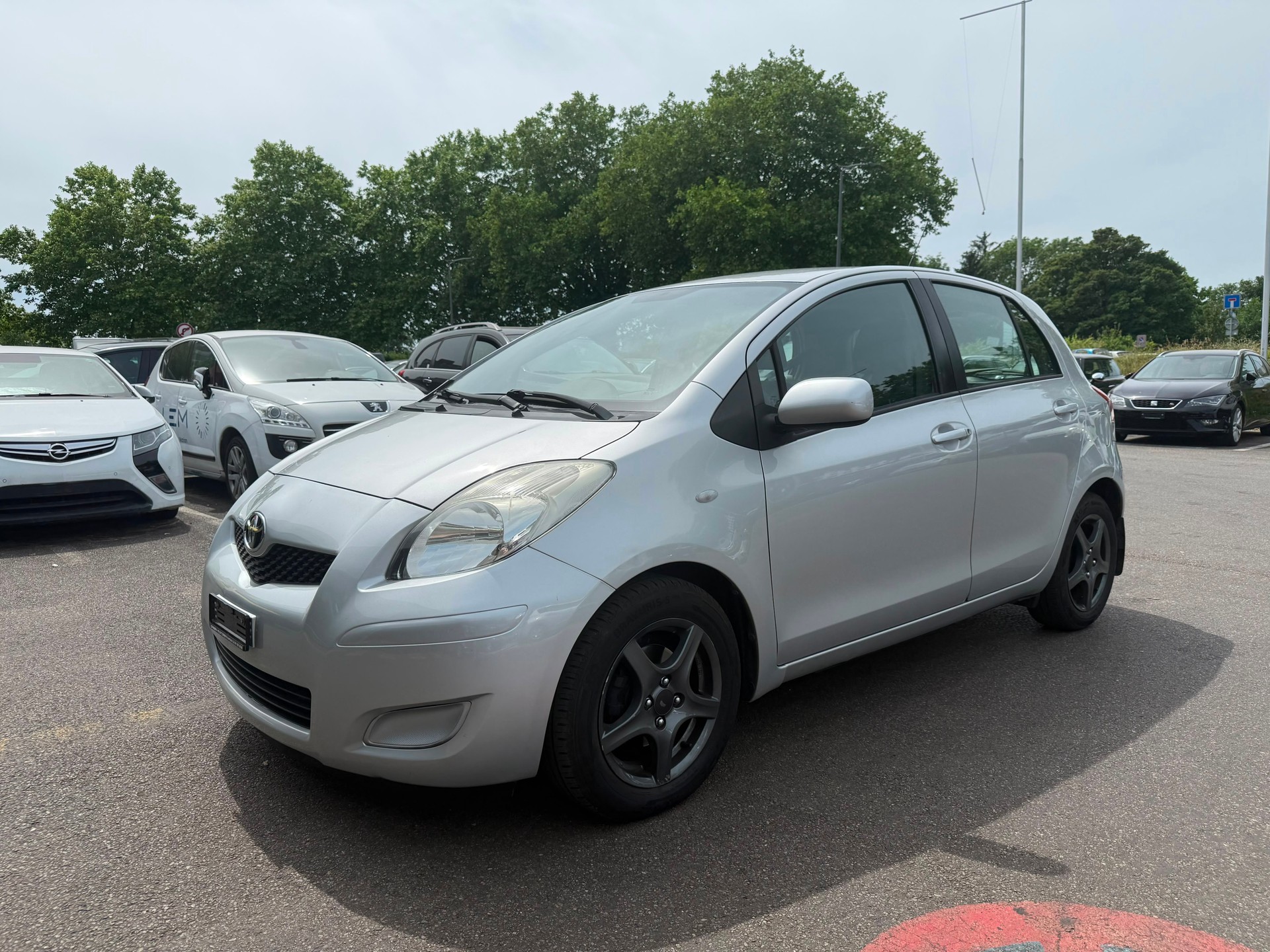 TOYOTA Yaris 1.33 Linea Sol Multimode