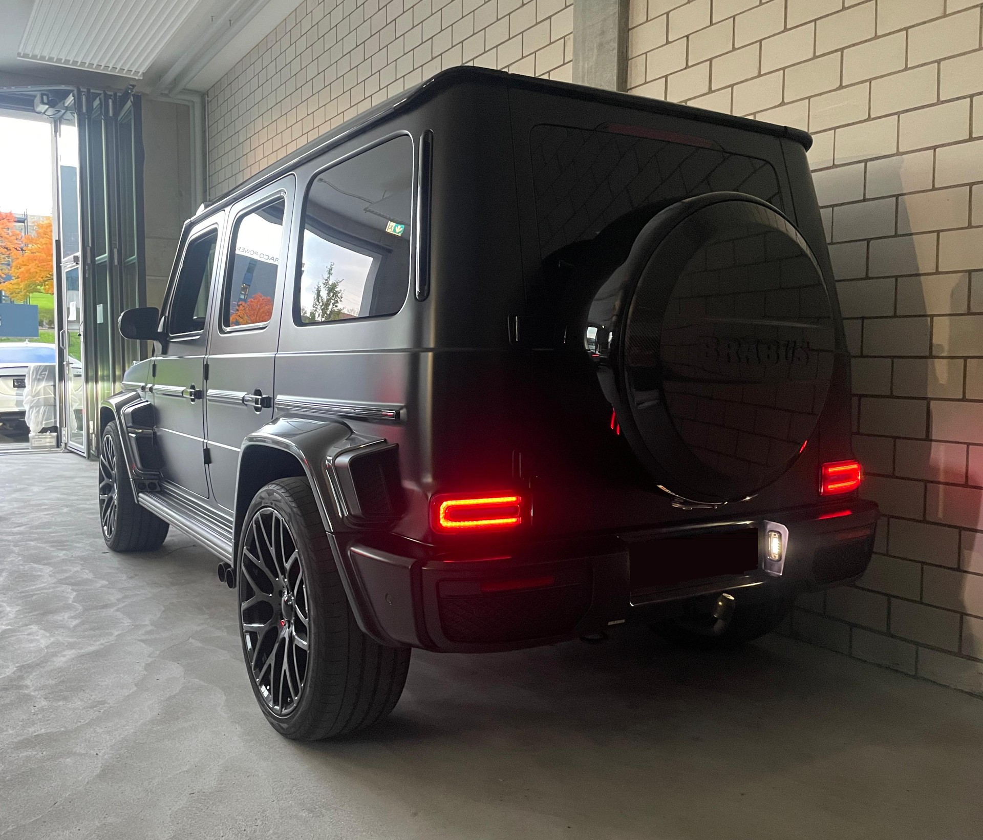 MERCEDES-BENZ G 63 AMG Edition 1 Speedshift Plus G-Tronic BRABUS Komplettumbau inkl. Wideboy Widestar G700-image-4