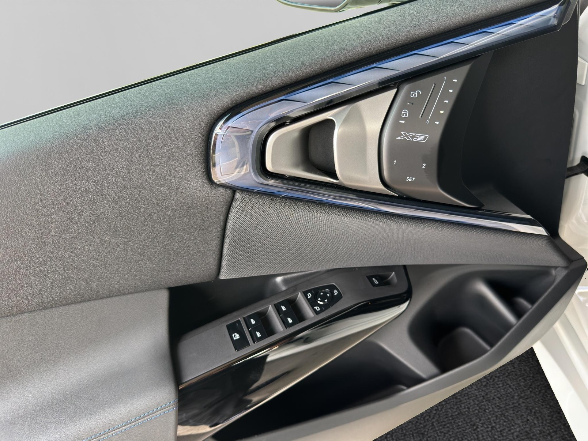 BMW X3 M50i M Sport Pro-image-12