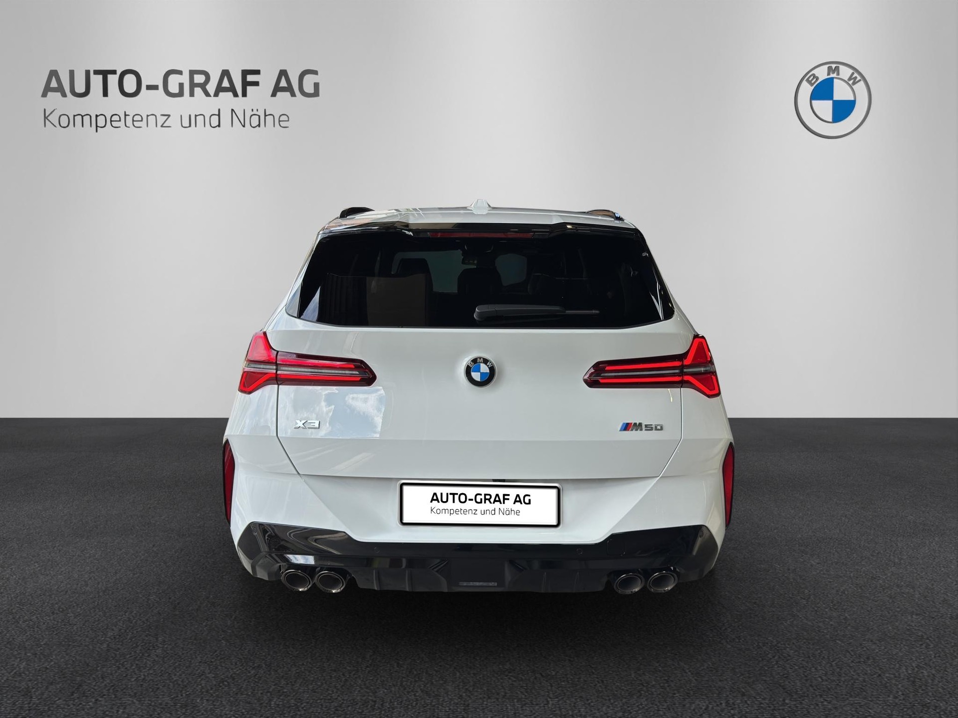 BMW X3 M50i M Sport Pro-showroom-element-3