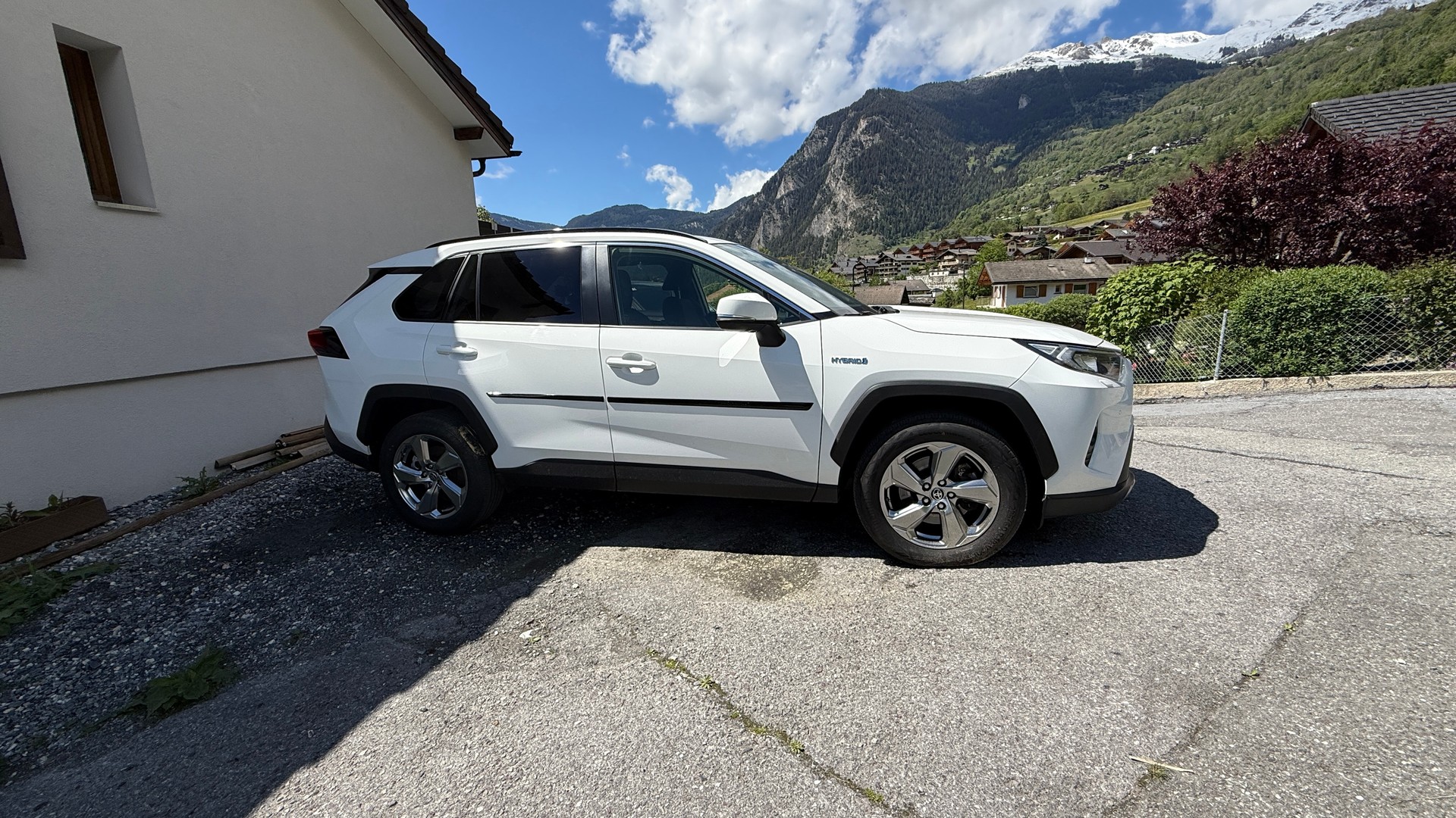 TOYOTA RAV4 2.5 HEV Trend-image-2