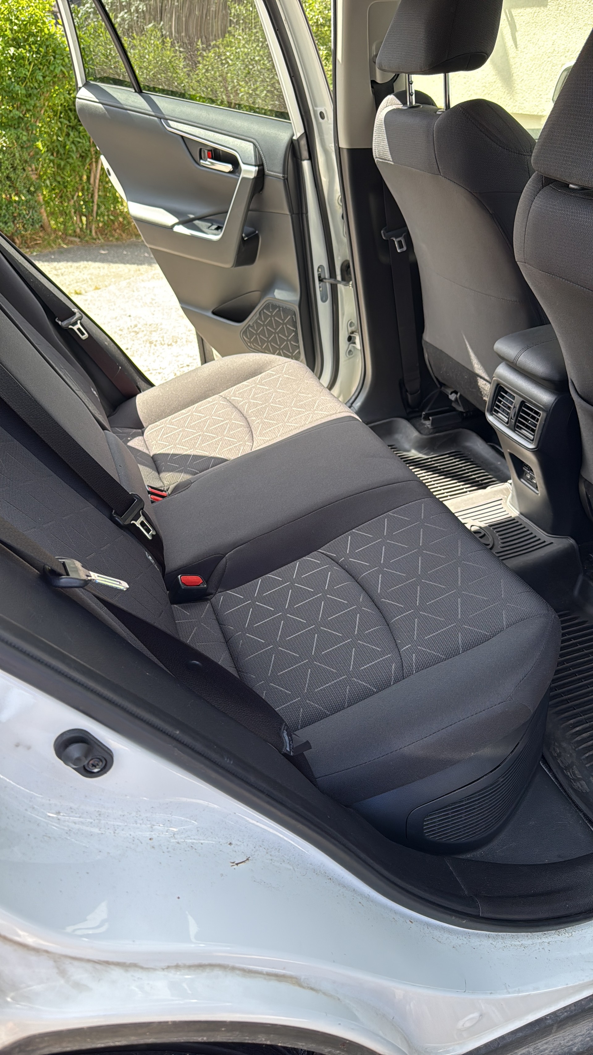 TOYOTA RAV4 2.5 HEV Trend-image-5