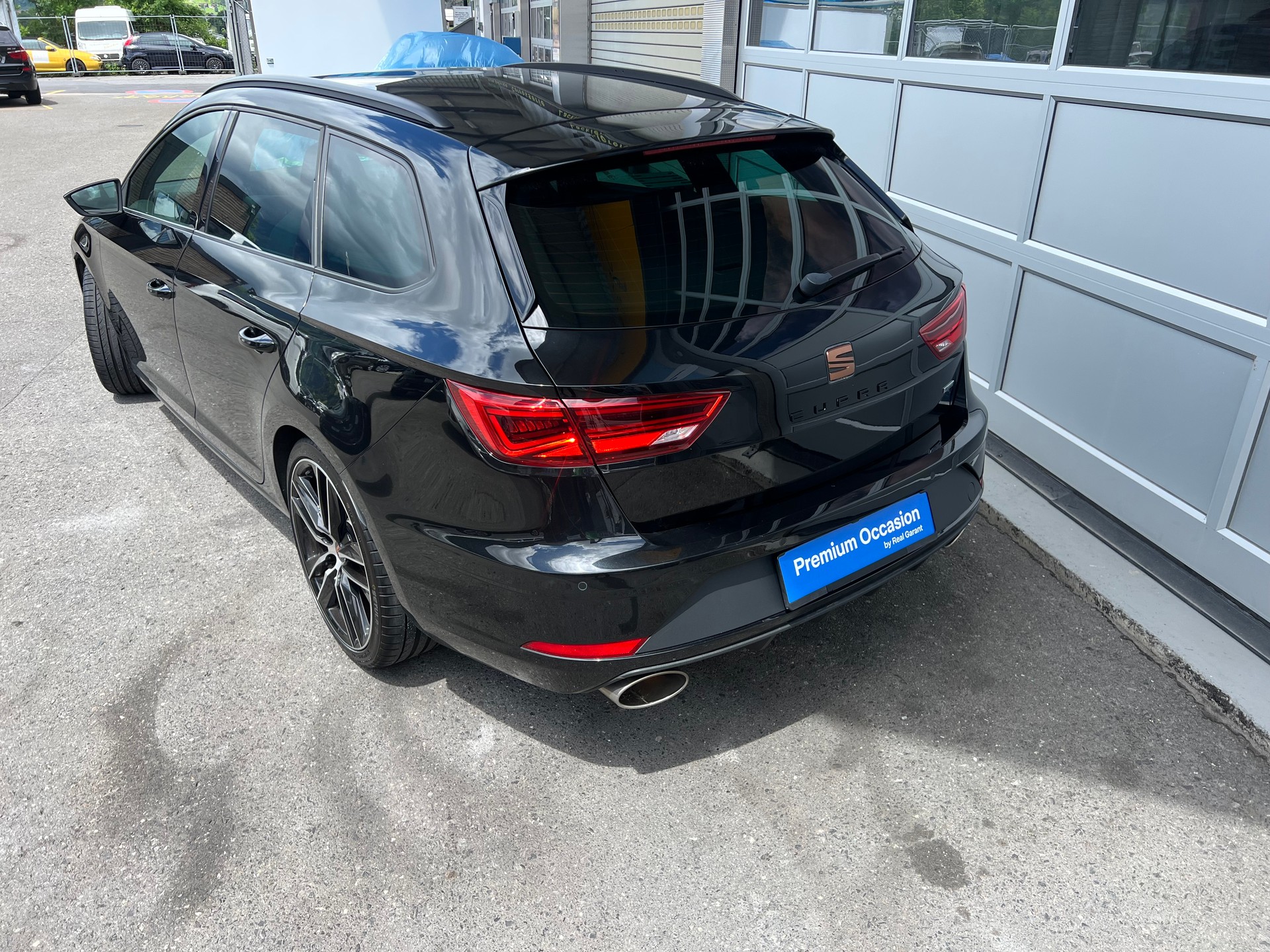 SEAT Leon ST 2.0 TSI Cupra 300 4x4 DSG* Navigation * Rückfahrtkamera * Teilleder * frisch ab MFK * 12/24 Mt. Garantie möglich ***-showroom-element-3