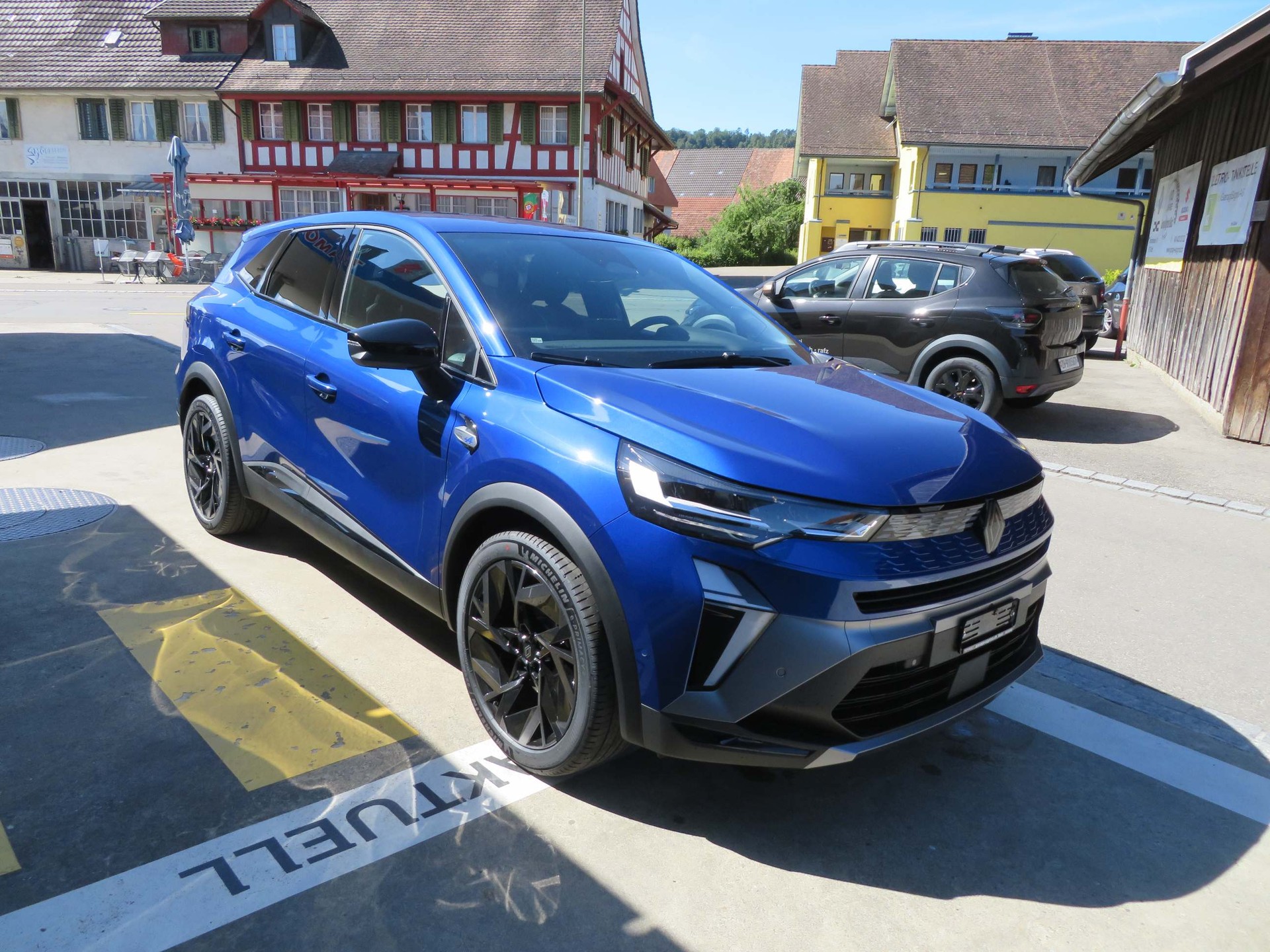 RENAULT Symbioz 1.8 E-Tech esprit Alpine-showroom-element-3