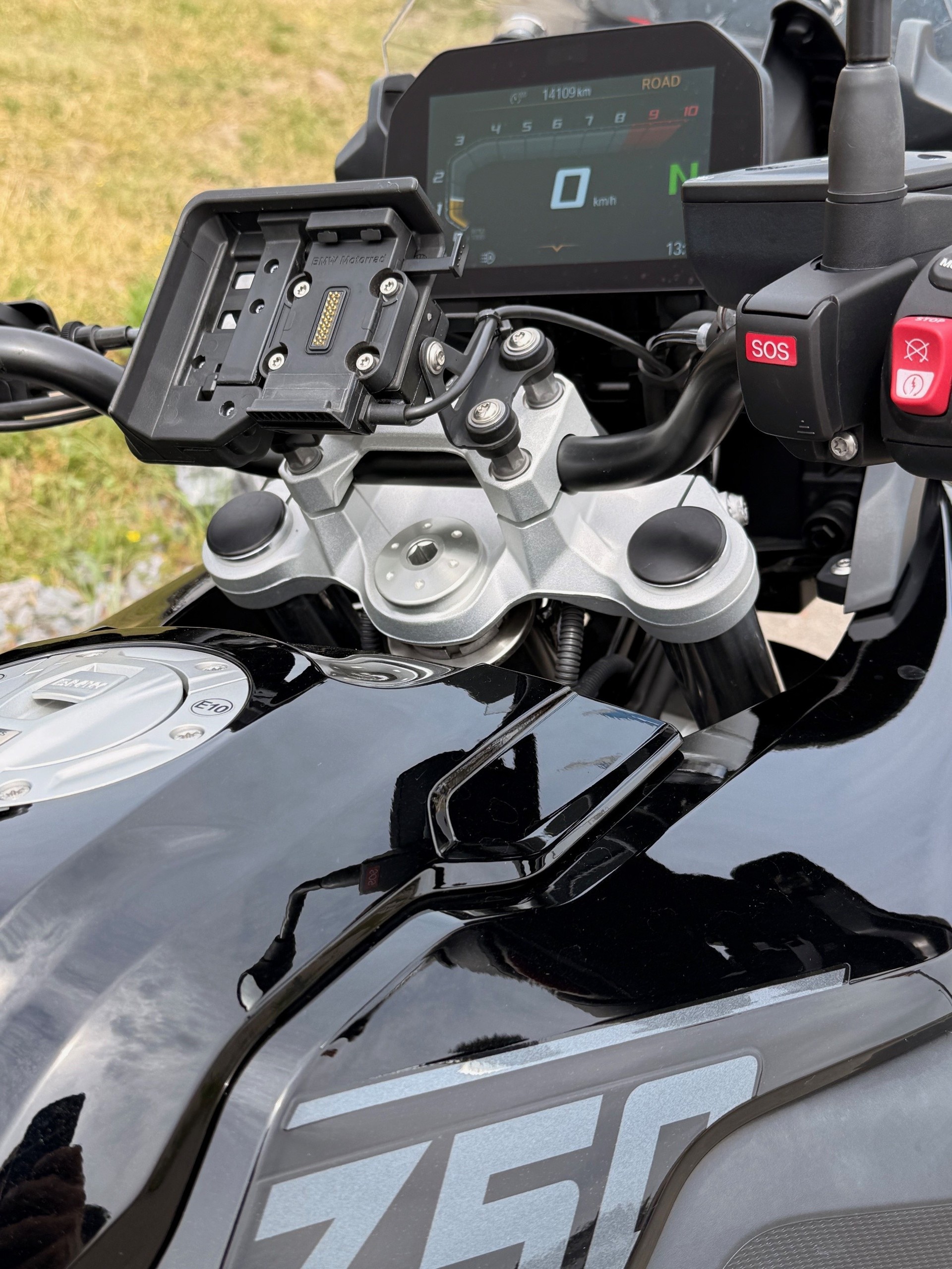 BMW F 750 GS ABS-image-4