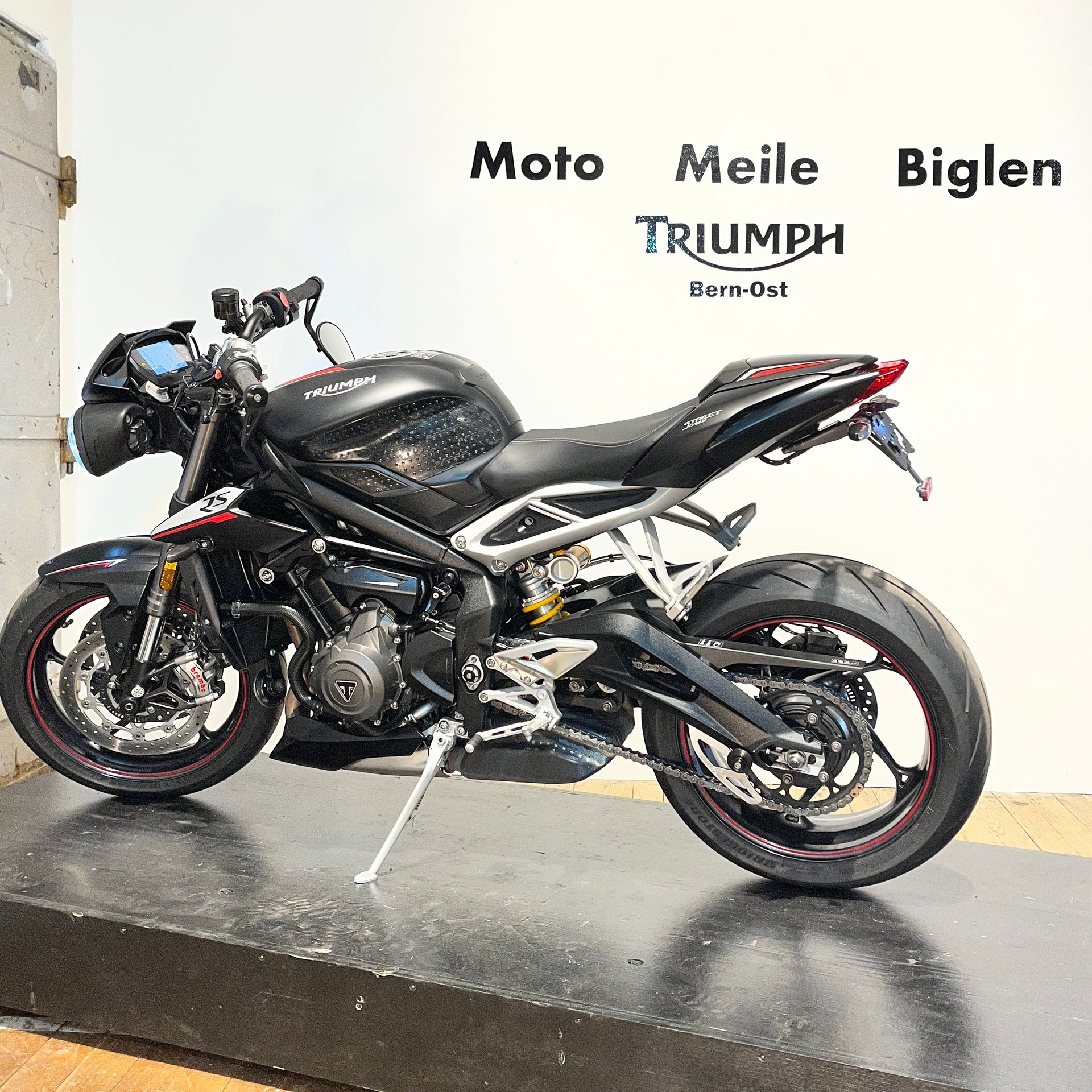 TRIUMPH Street Triple RS 765 ABS-image-4