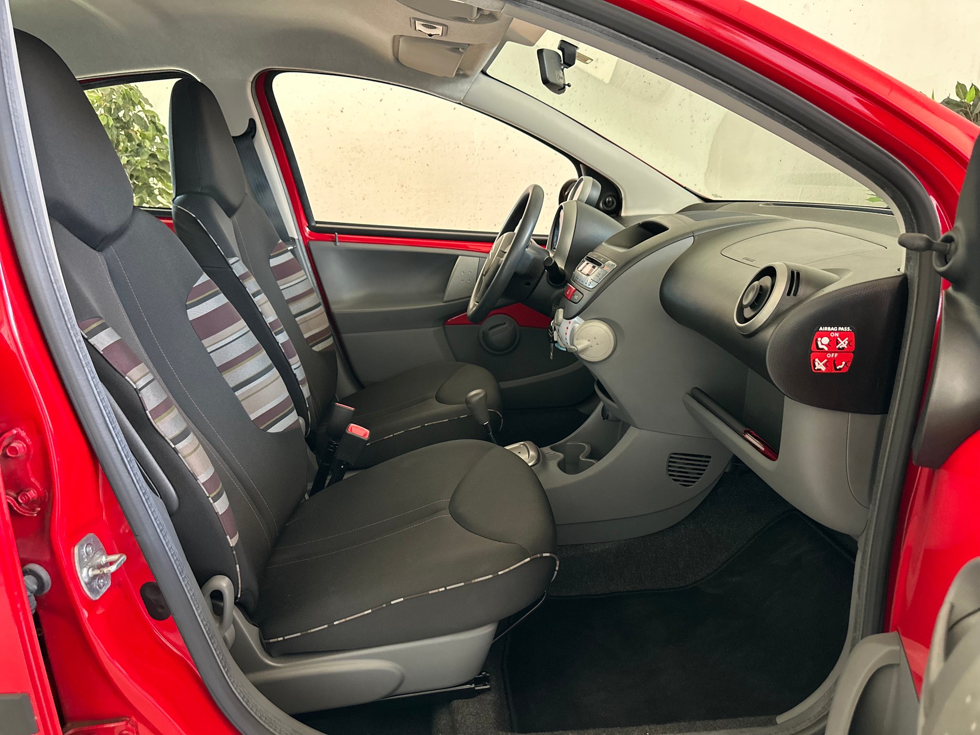 CITROEN C1 1.0i Edition Automatic-image-8